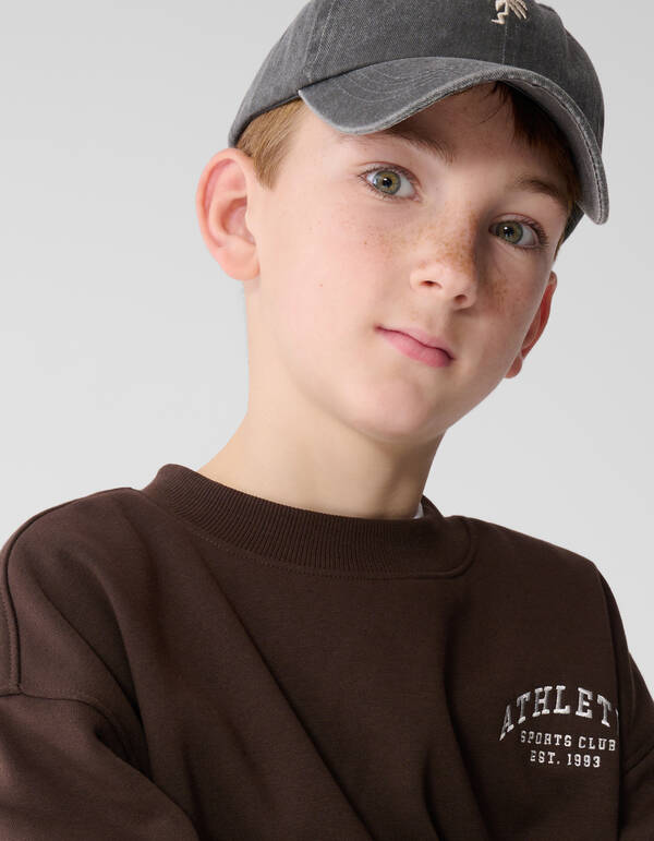 Athletic Artwork Sweatshirt Dunkelbraun SHOEBY BOYS