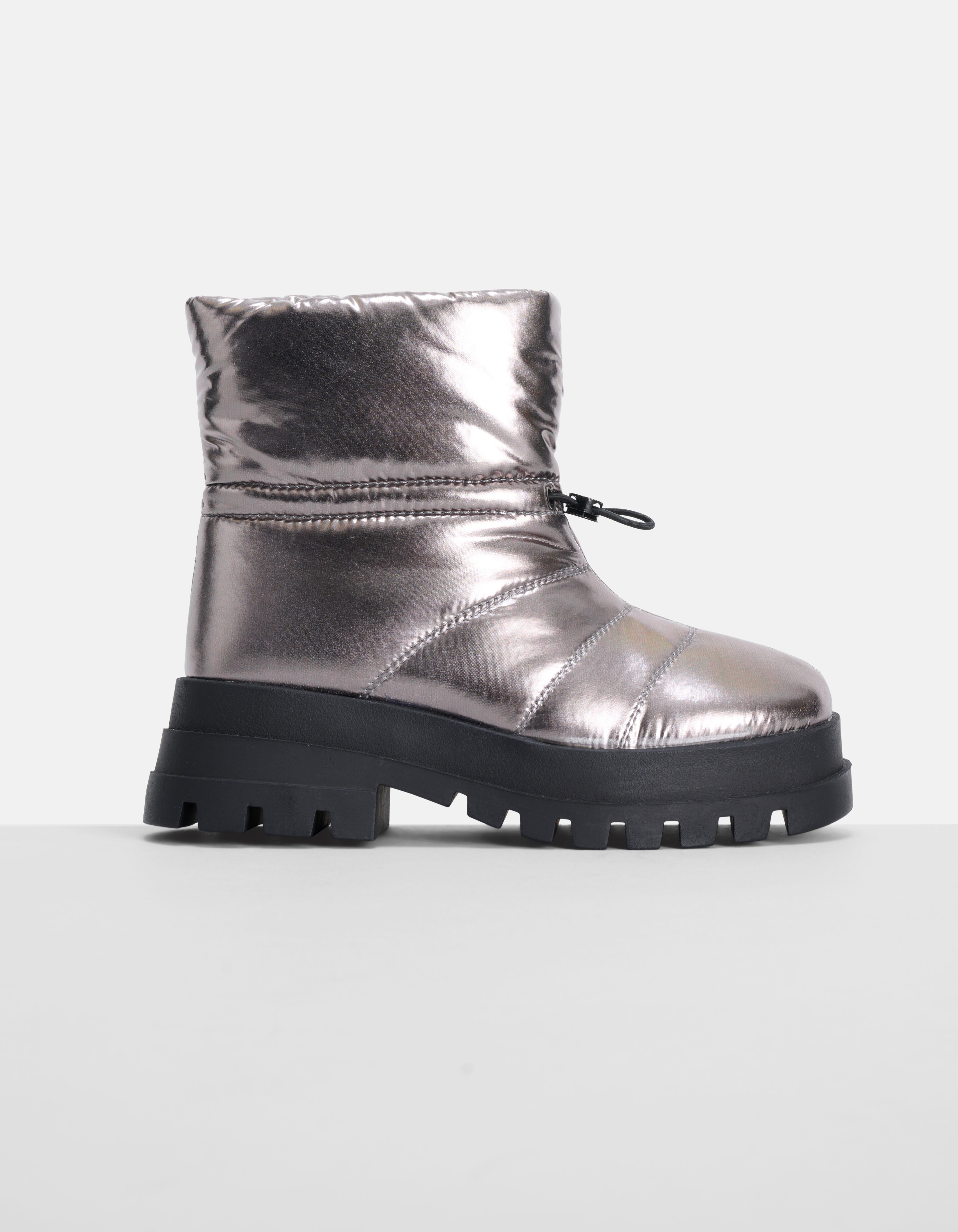 Metallischer Stiefel Silber SHOEBY SHOES
