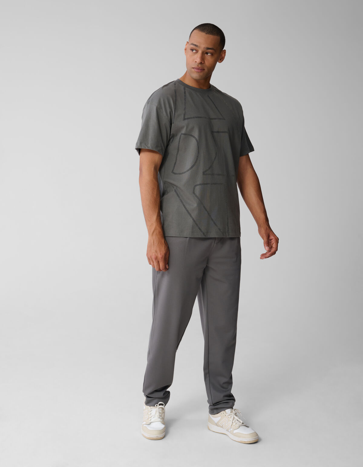 Flock Line Artwork T-shirt Dunkelgrün SHOEBY MEN