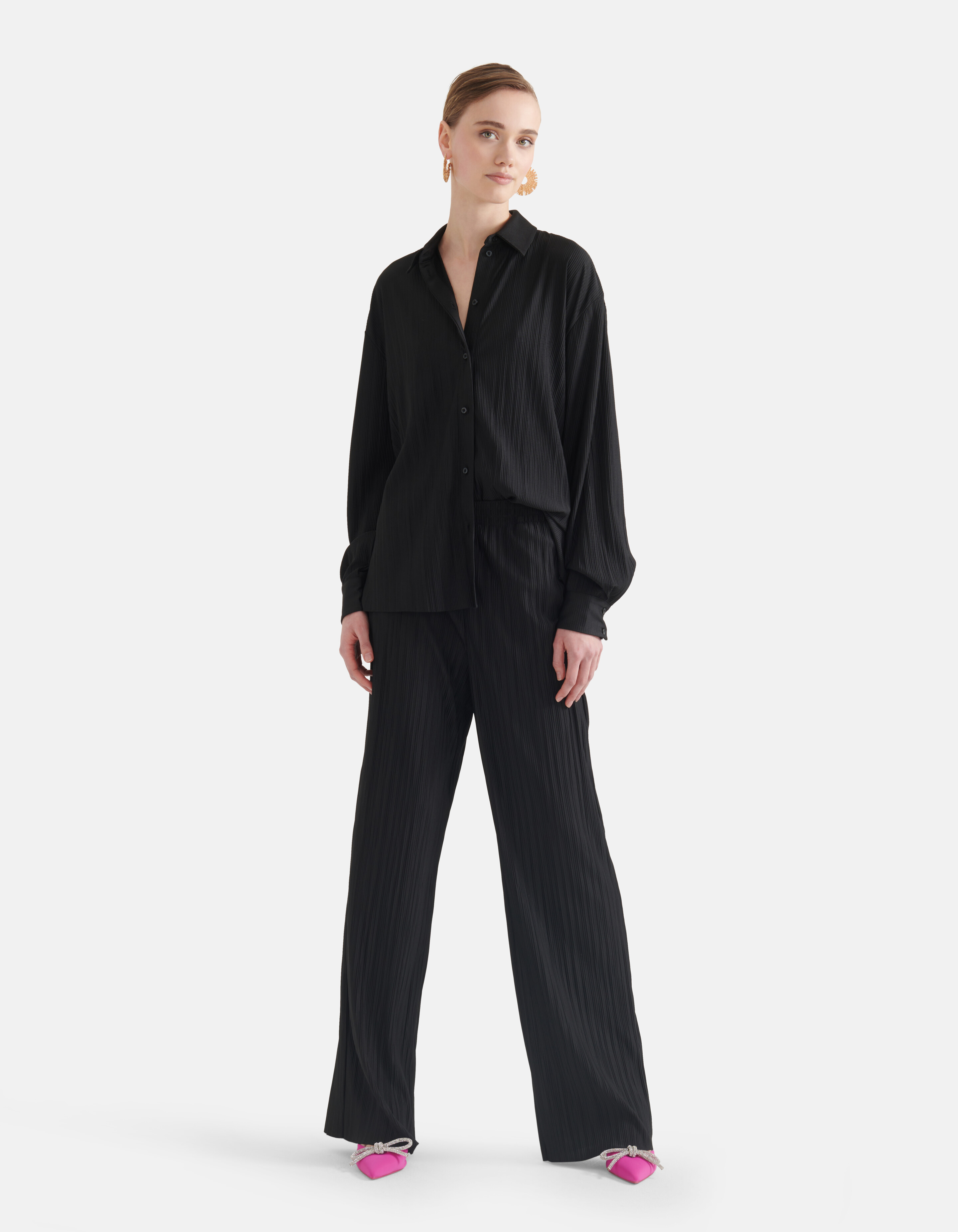 Crinkle Bluse Schwarz SHOEBY WOMEN