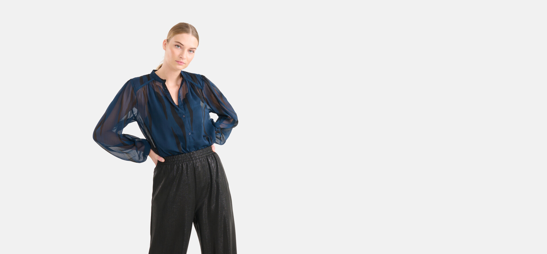Two Tone Print Blouse Donkerblauw SHOEBY WOMEN