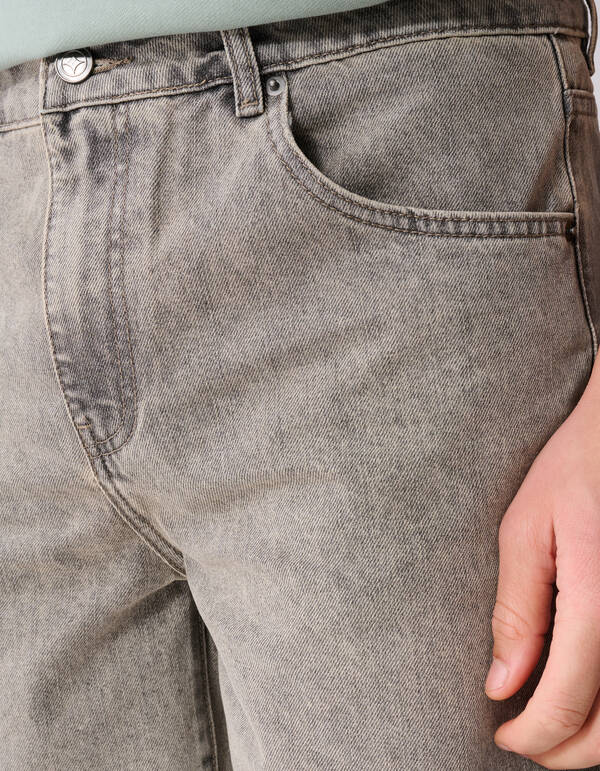 Relaxed Fit Jeansshort Hellgrau SHOEBY MEN