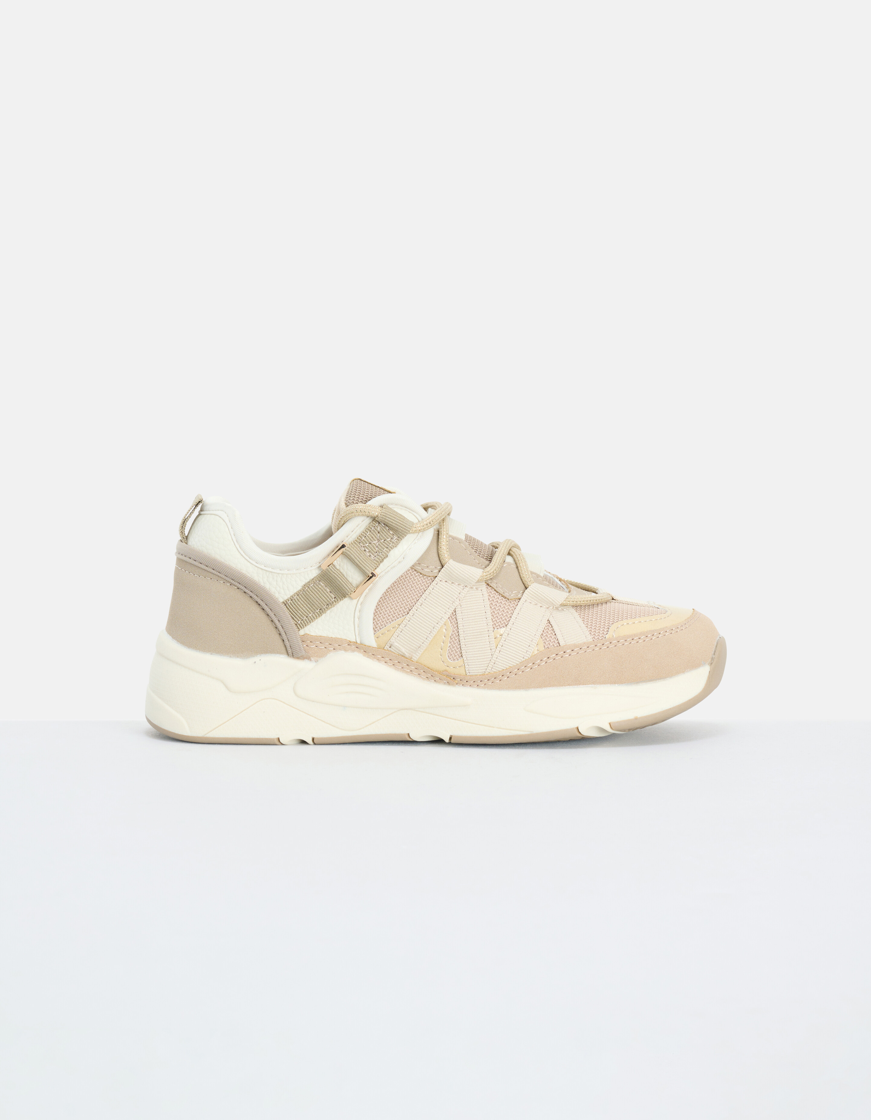 Basic Sneaker Beige SHOEBY SHOES