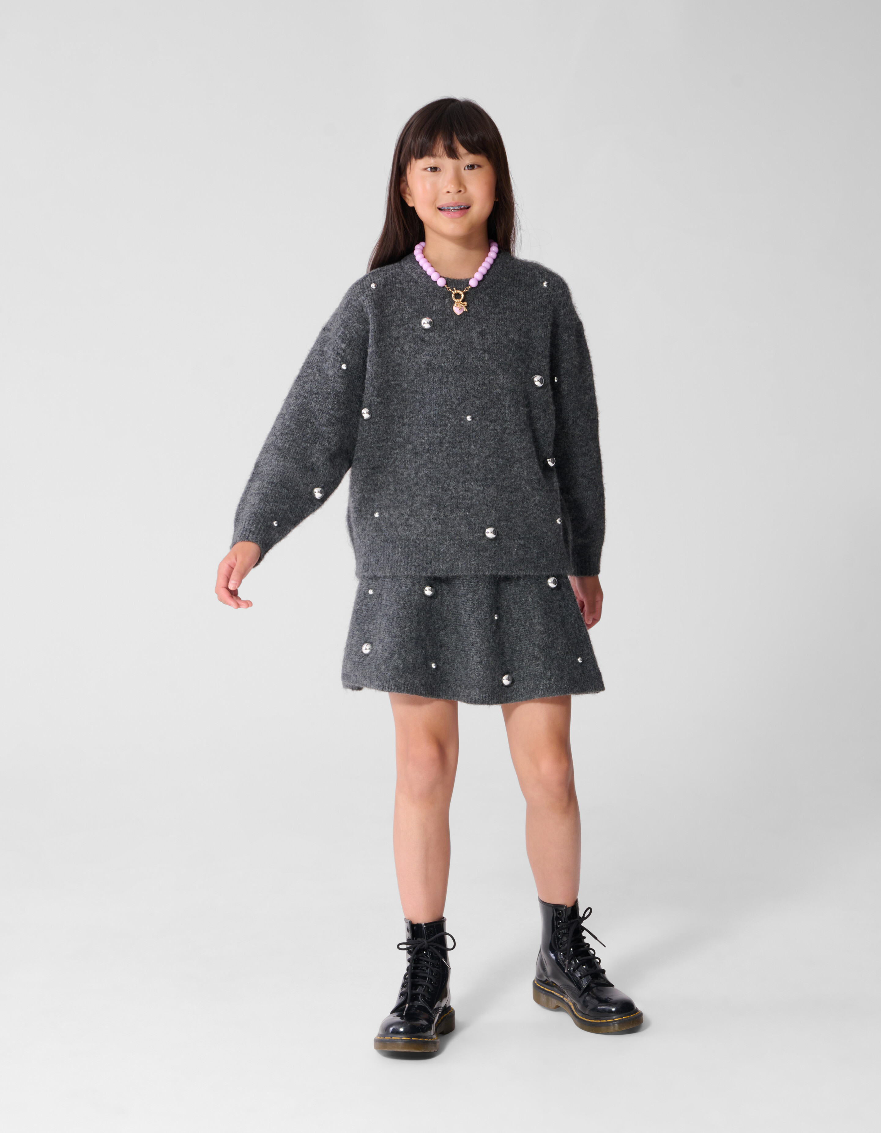 Gestrickter Minirock mit Nieten Grau SHOEBY GIRLS