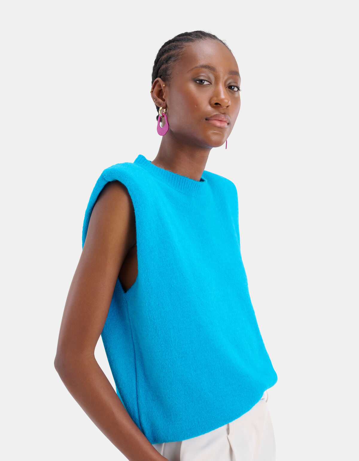 Ärmelloses farbiges Stricktop EKSEPT
