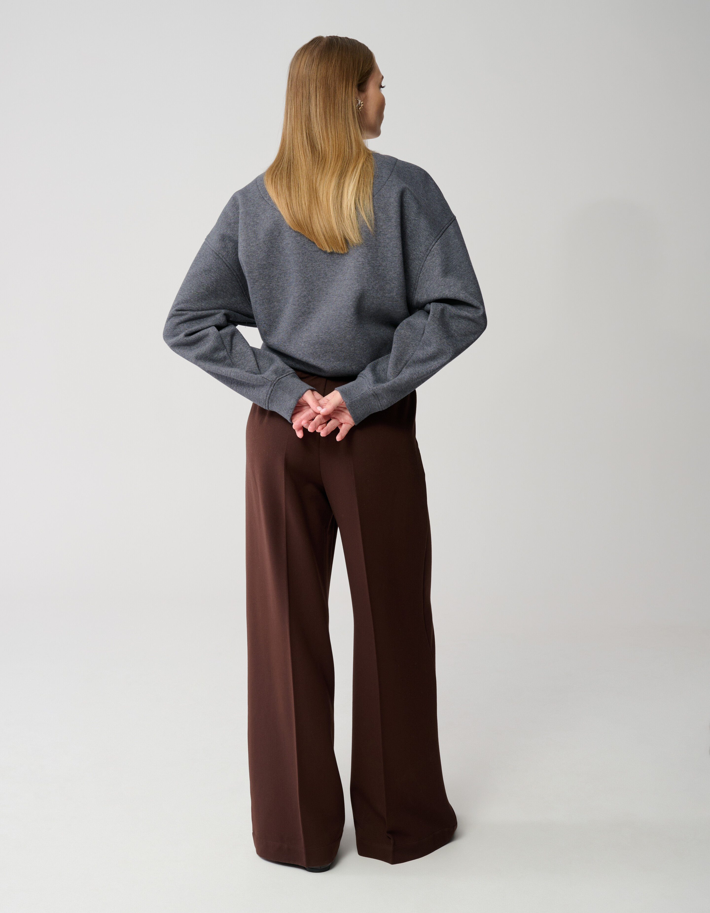 Oversized-Pullover mit V-Ausschnitt Dunkelgrau Von SHOEBY WOMEN