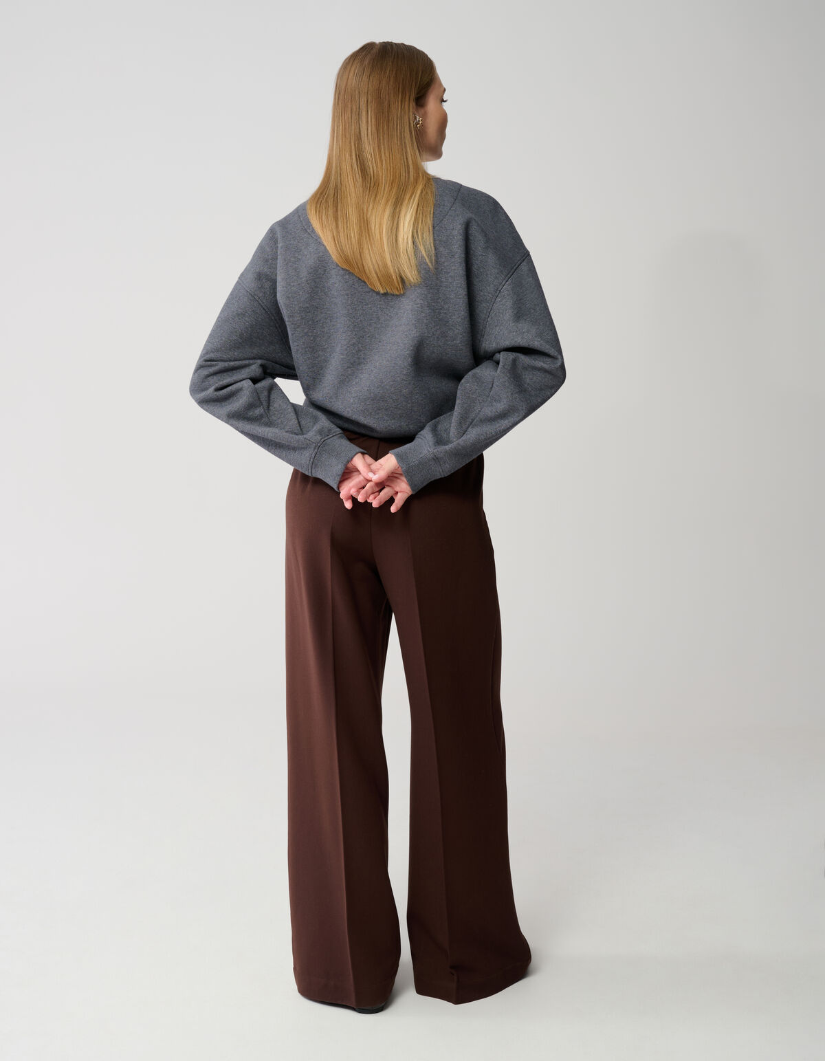 Oversized-Pullover mit V-Ausschnitt Dunkelgrau Von SHOEBY WOMEN