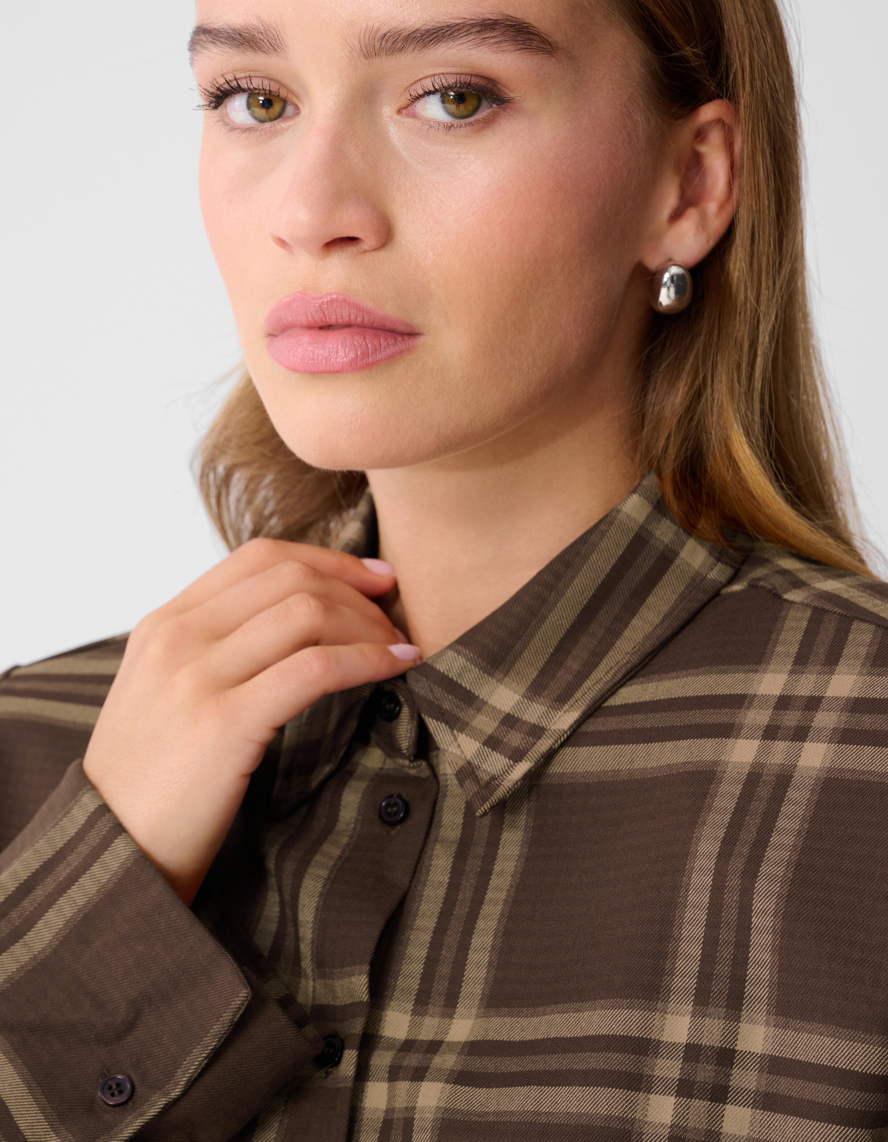 Übergroße Karobluse Braun von Monica SHOEBY WOMEN