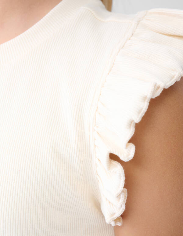 Ruffle Rib Top Off White SHOEBY GIRLS
