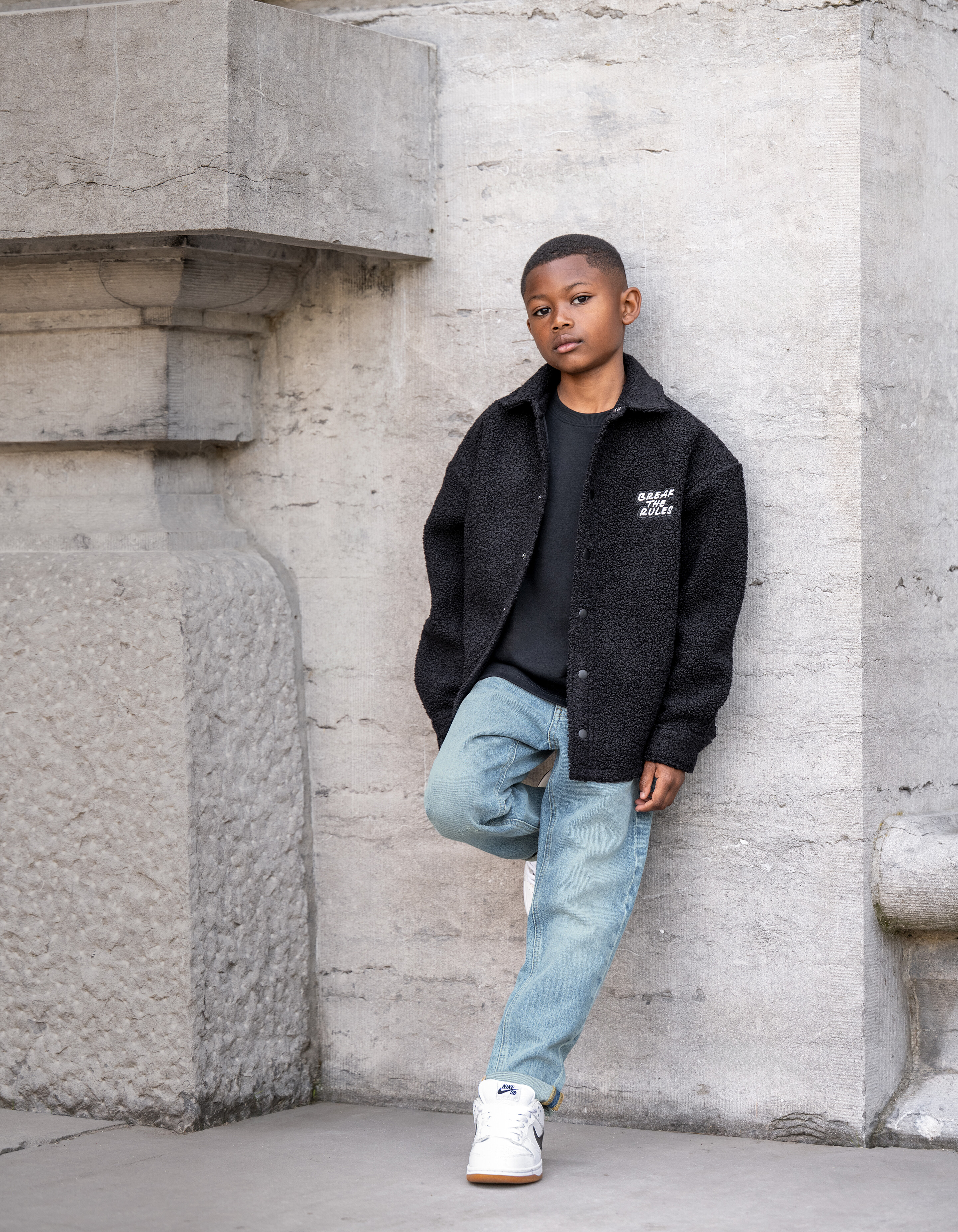 Tapered Fit Jeans Gebleicht SHOEBY BOYS