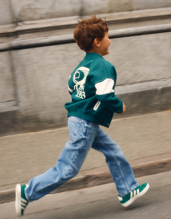 Gerade geschnittene Jeans in Blau SHOEBY BOYS