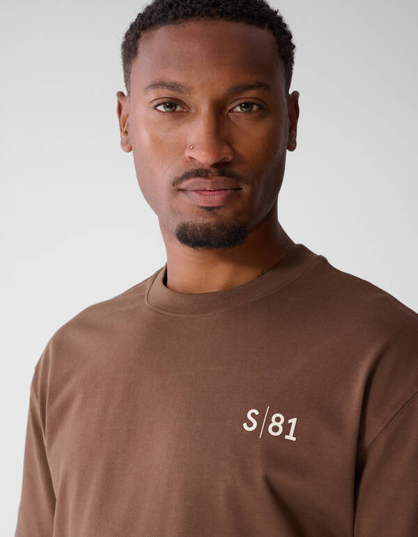 Text Print T-Shirt Dunkelbraun SHOEBY MEN
