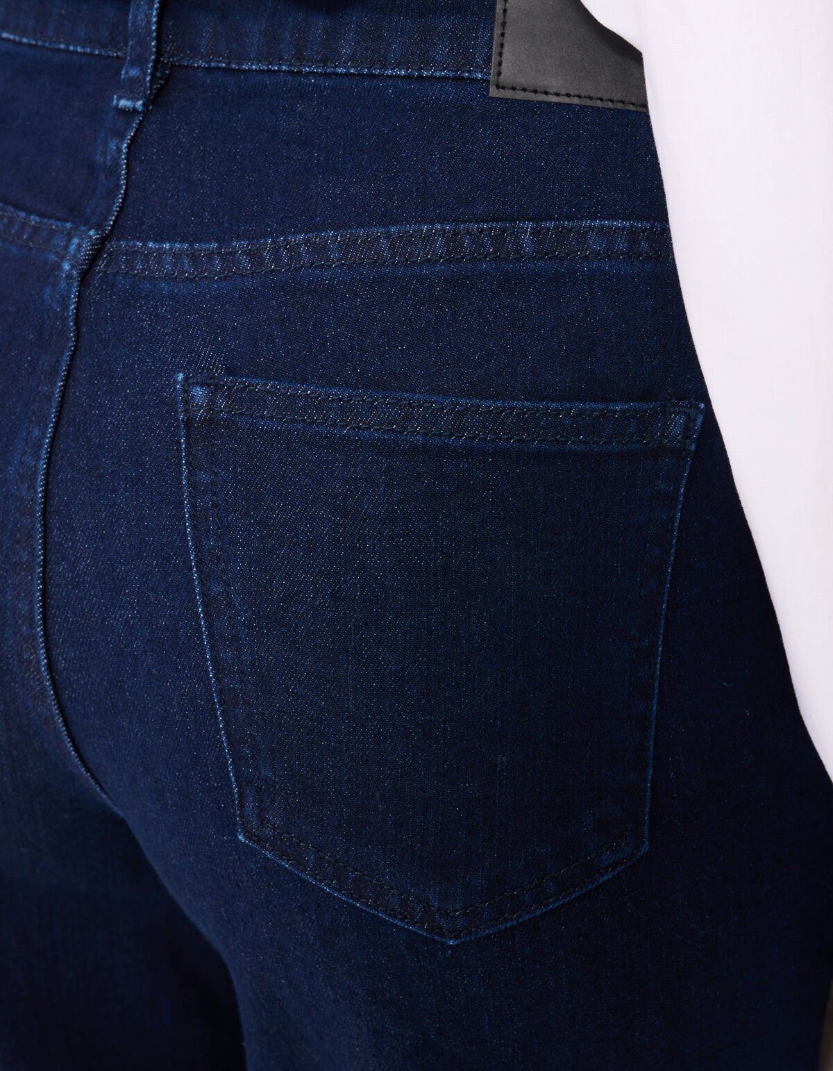 Flared Fit Jeans Dunkelblau SHOEBY WOMEN