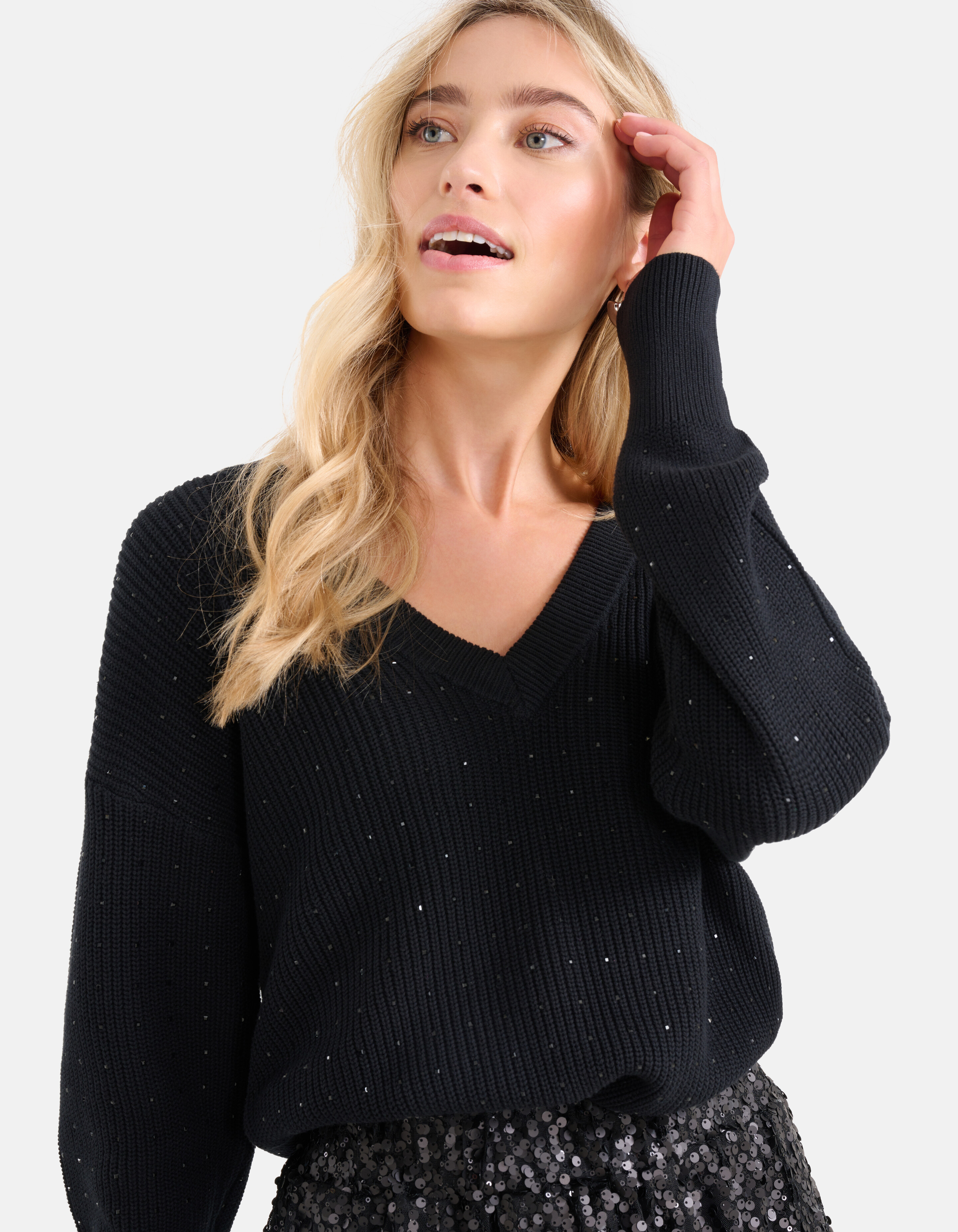 Nieten-Pullover Schwarz von Nicolette SHOEBY WOMEN