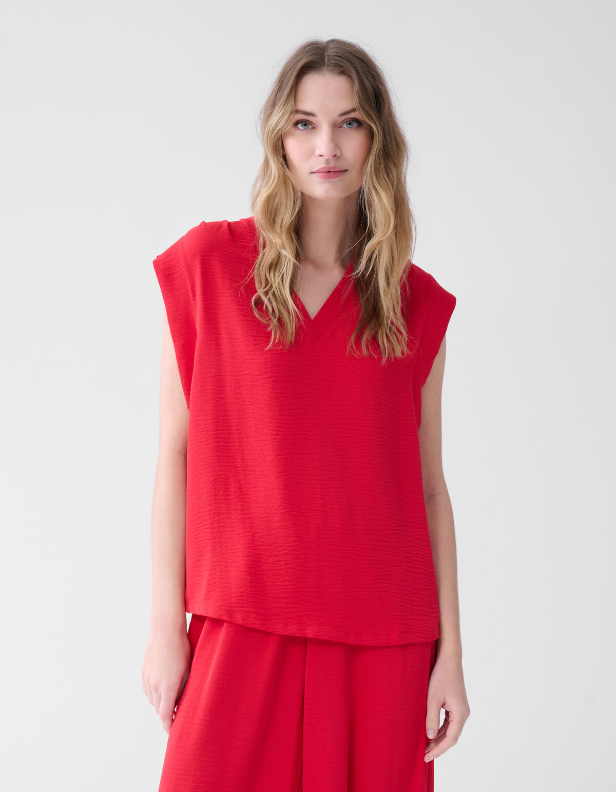 V-Ausschnitt Top Rot SHOEBY WOMEN