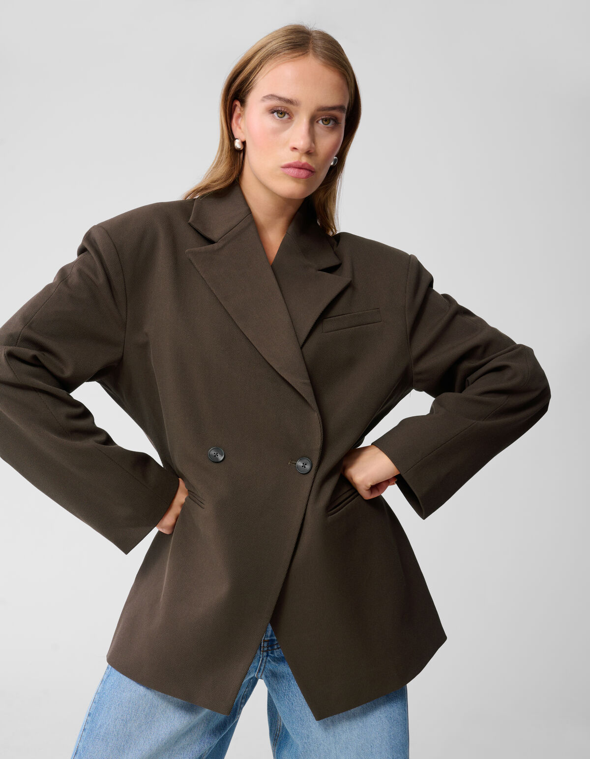 Taillierter Blazer Dunkelbraun von Monica SHOEBY WOMEN