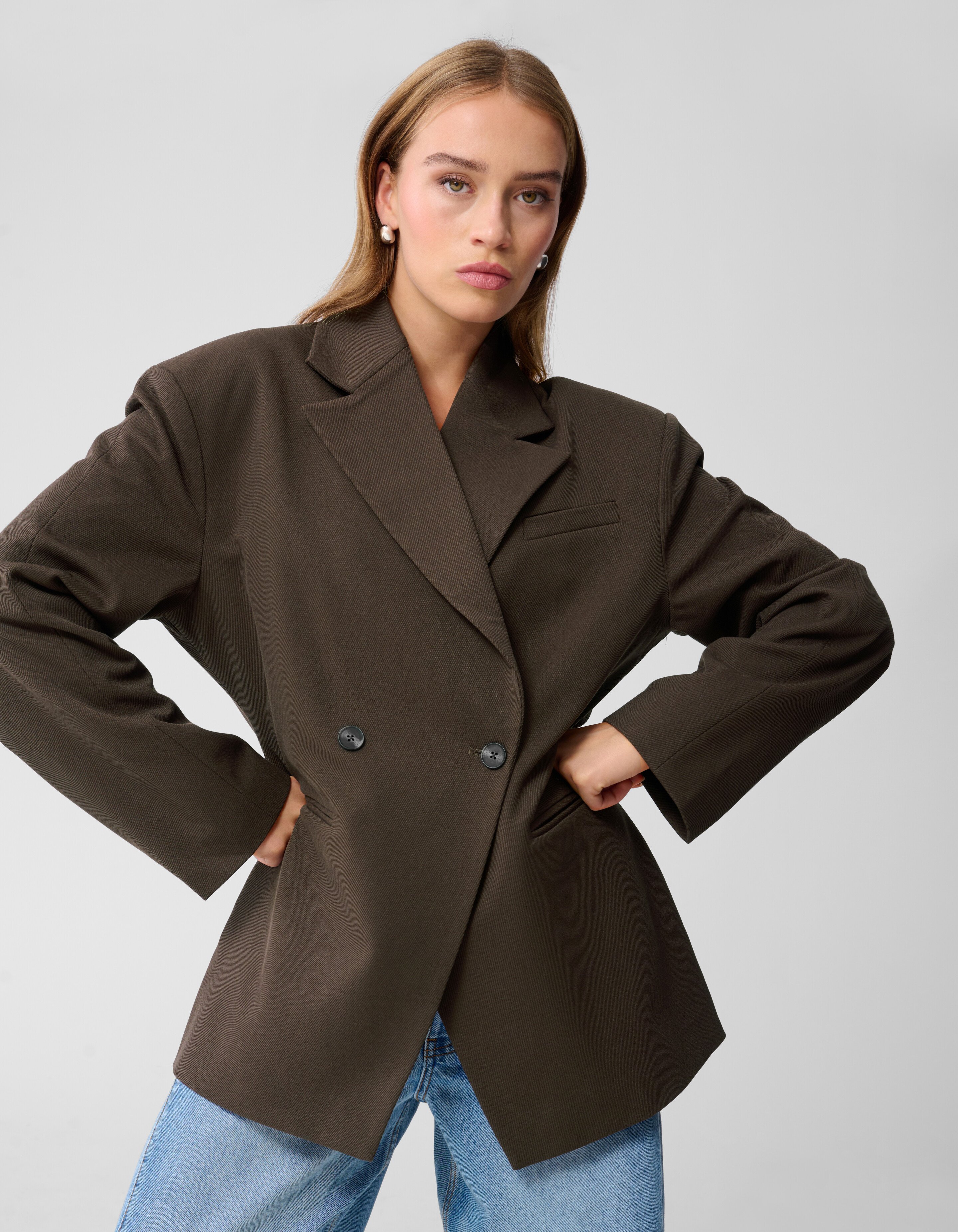 Taillierter Blazer Dunkelbraun von Monica SHOEBY WOMEN