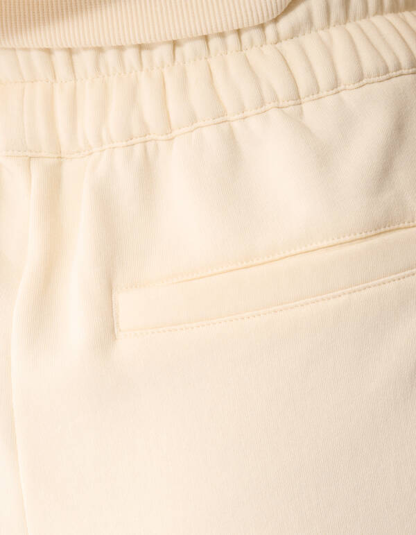 Weit geschnittene Jogginghose in gebrochenem Wei&szlig; SHOEBY WOMEN