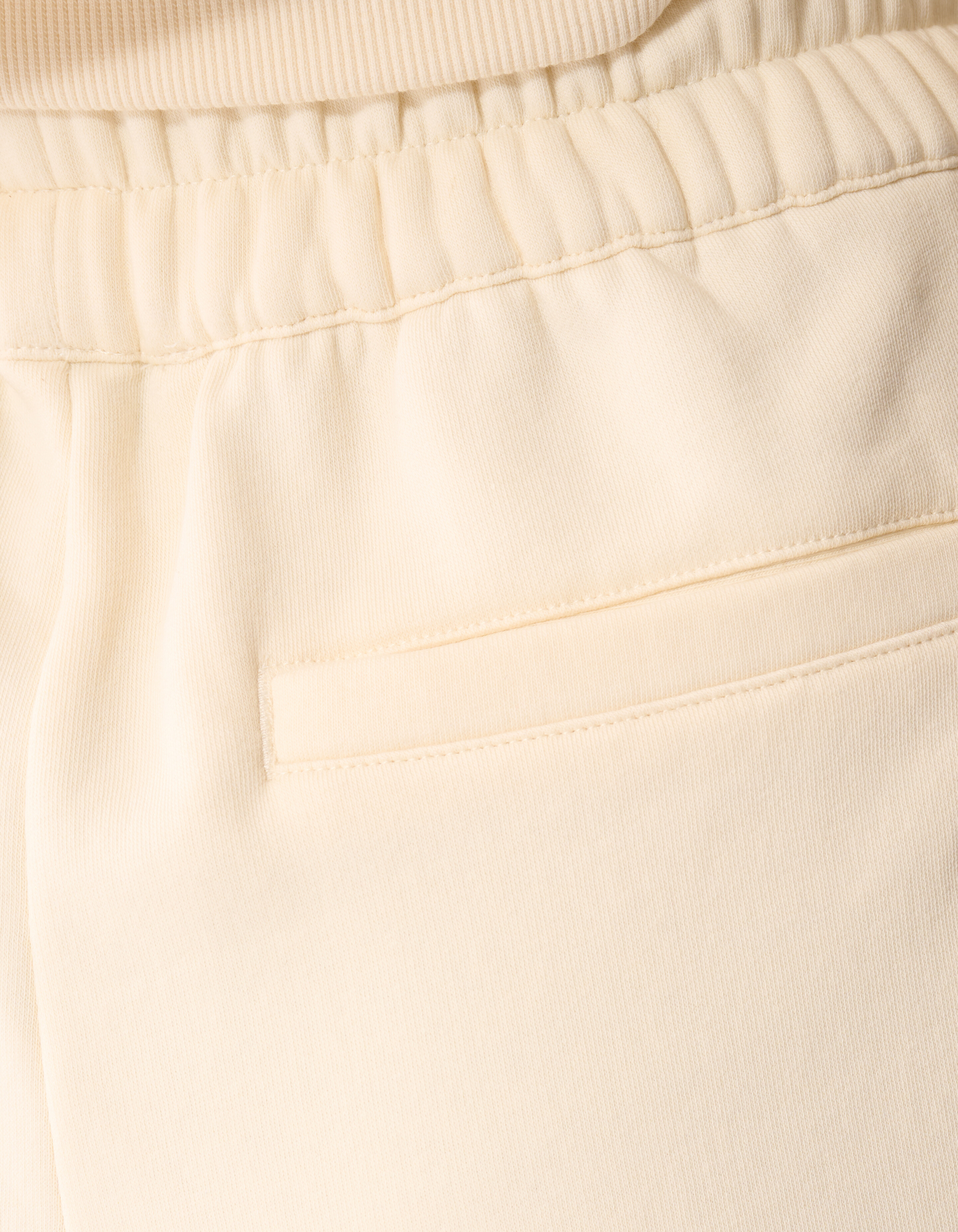 Weit geschnittene Jogginghose in gebrochenem Wei&szlig; SHOEBY WOMEN