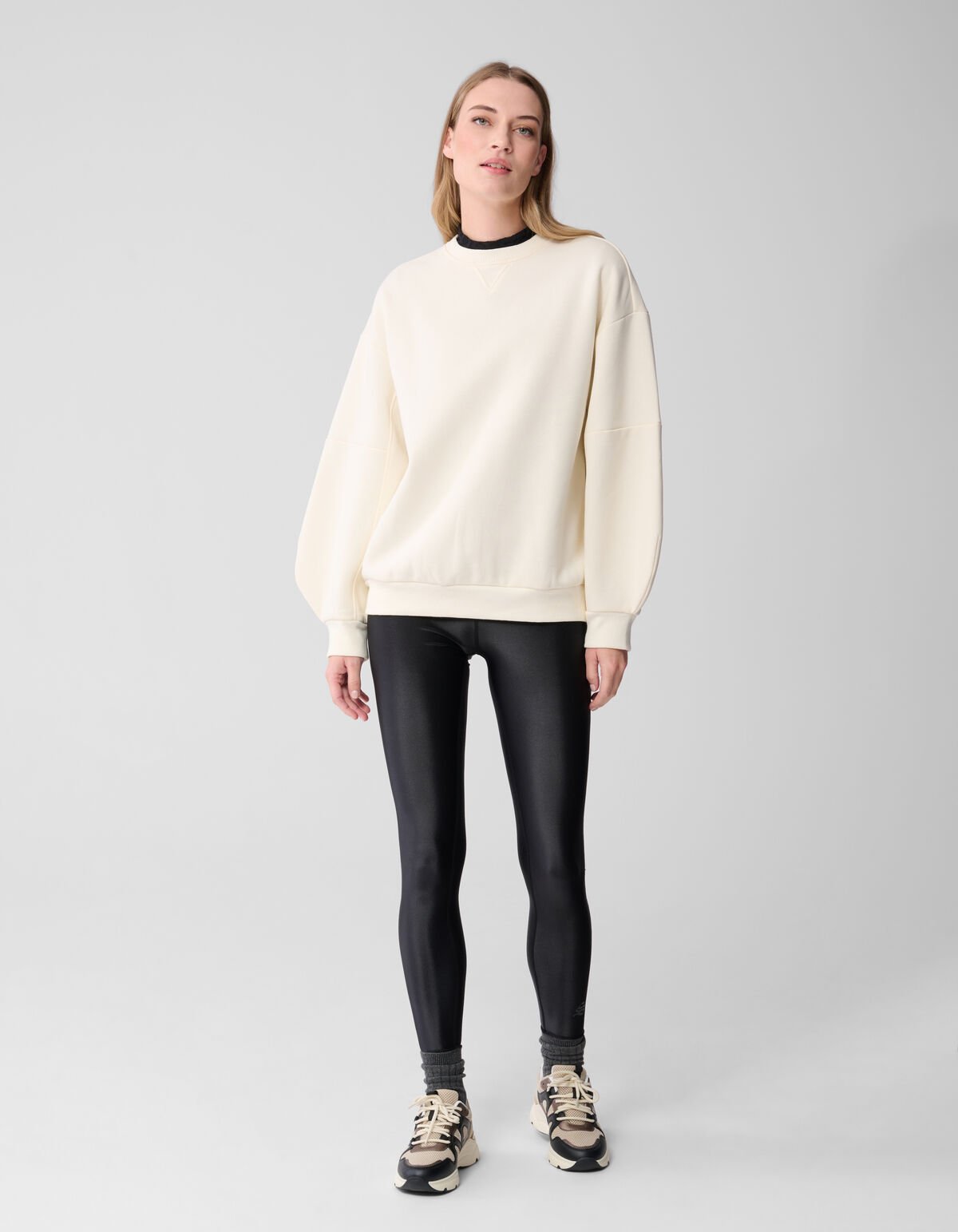 Pullover mit großen Ärmeln in Off White SHOEBY WOMEN