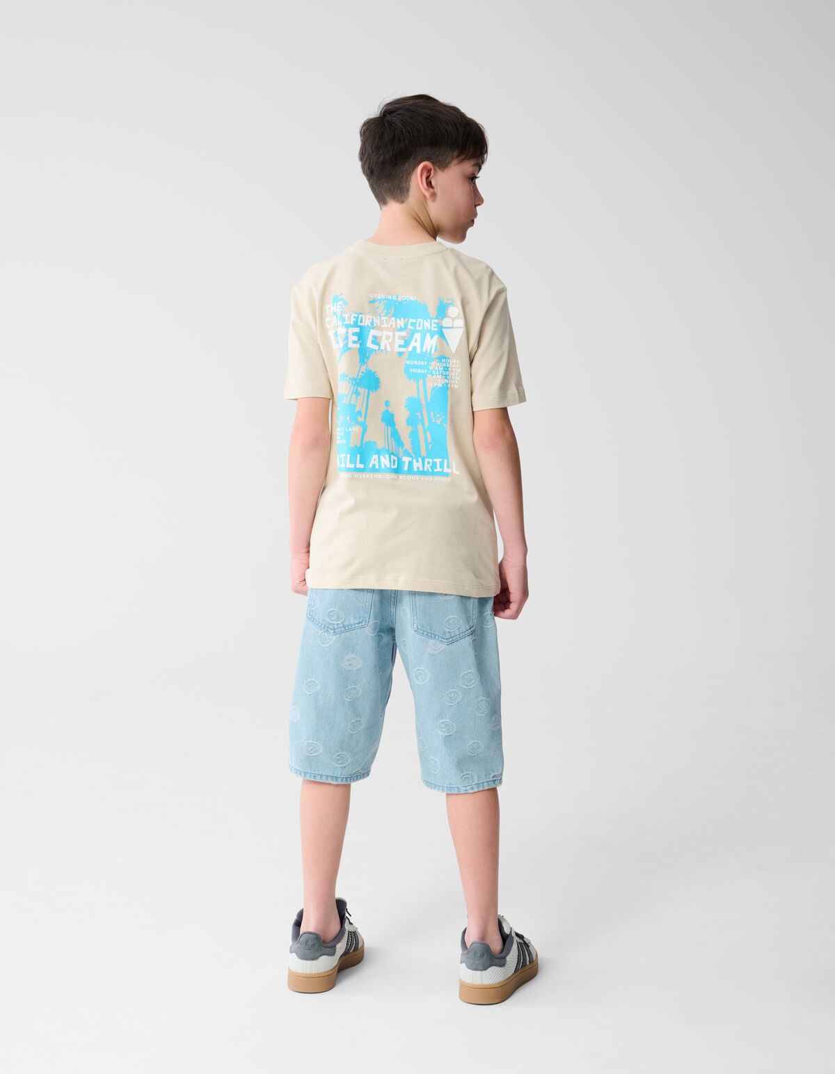 Chill Artwork T-shirt Sand SHOEBY BOYS