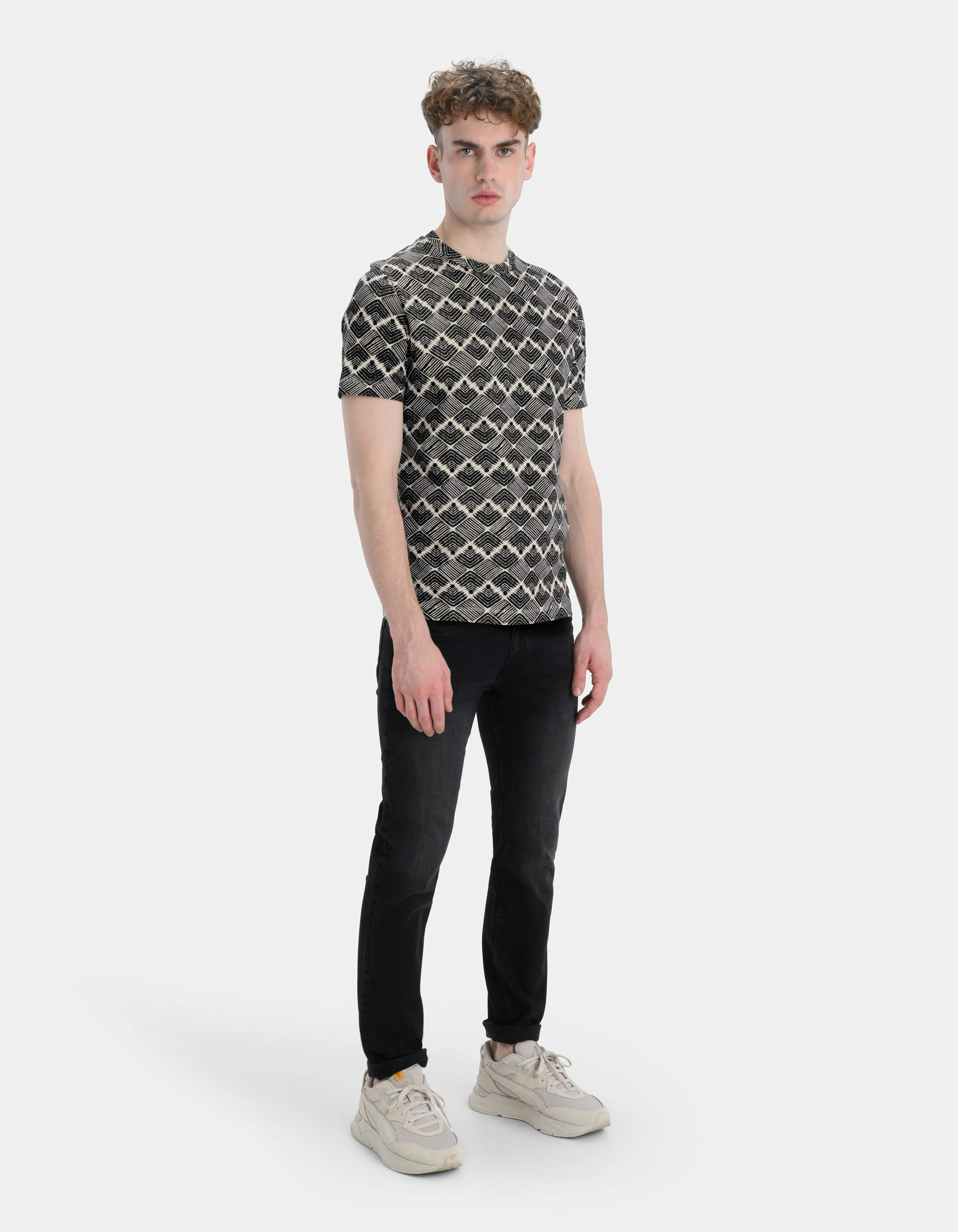 Ethnisches T-Shirt REFILL