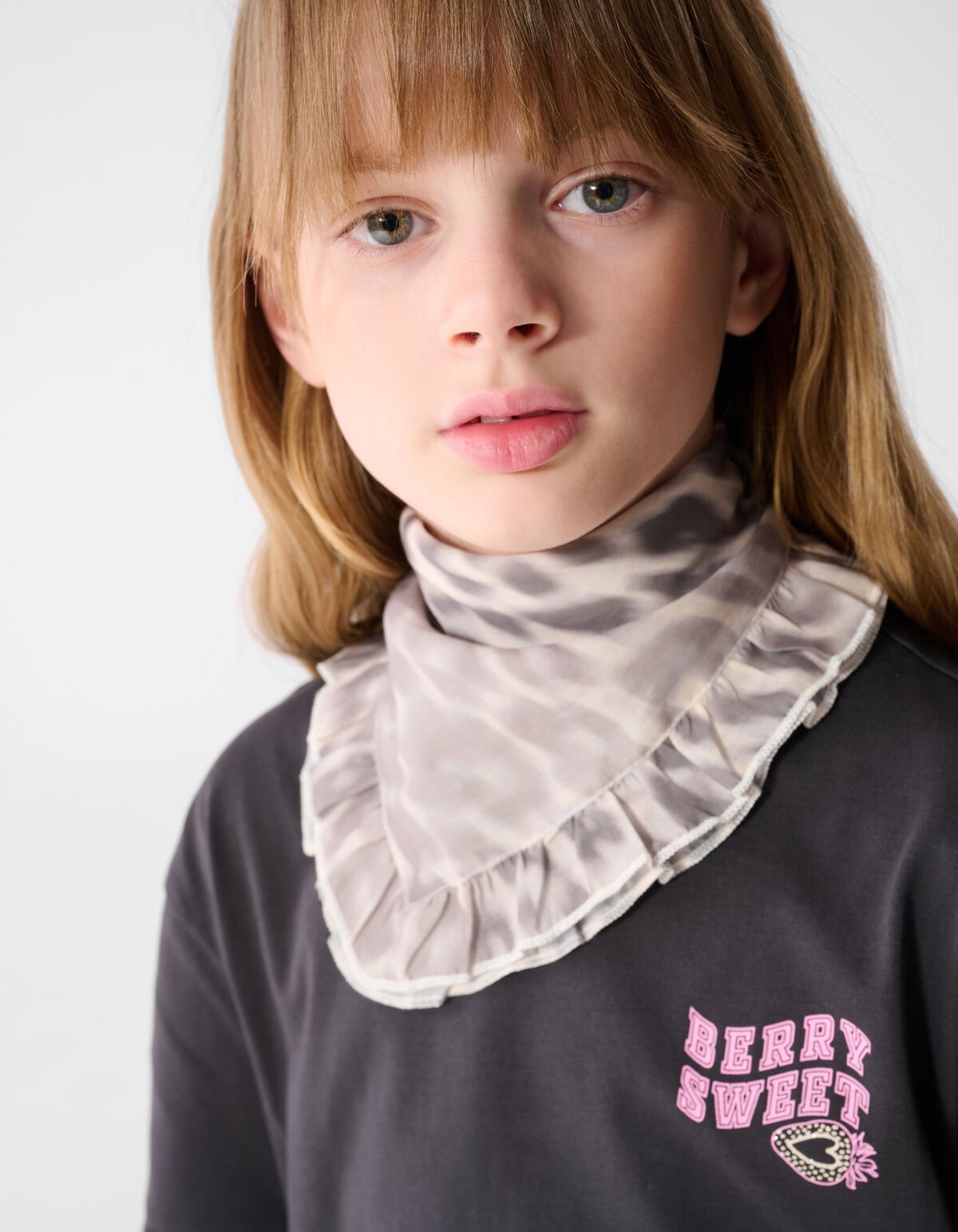 Erdbeer-Kunst T-Shirt Dunkelgrau SHOEBY GIRLS