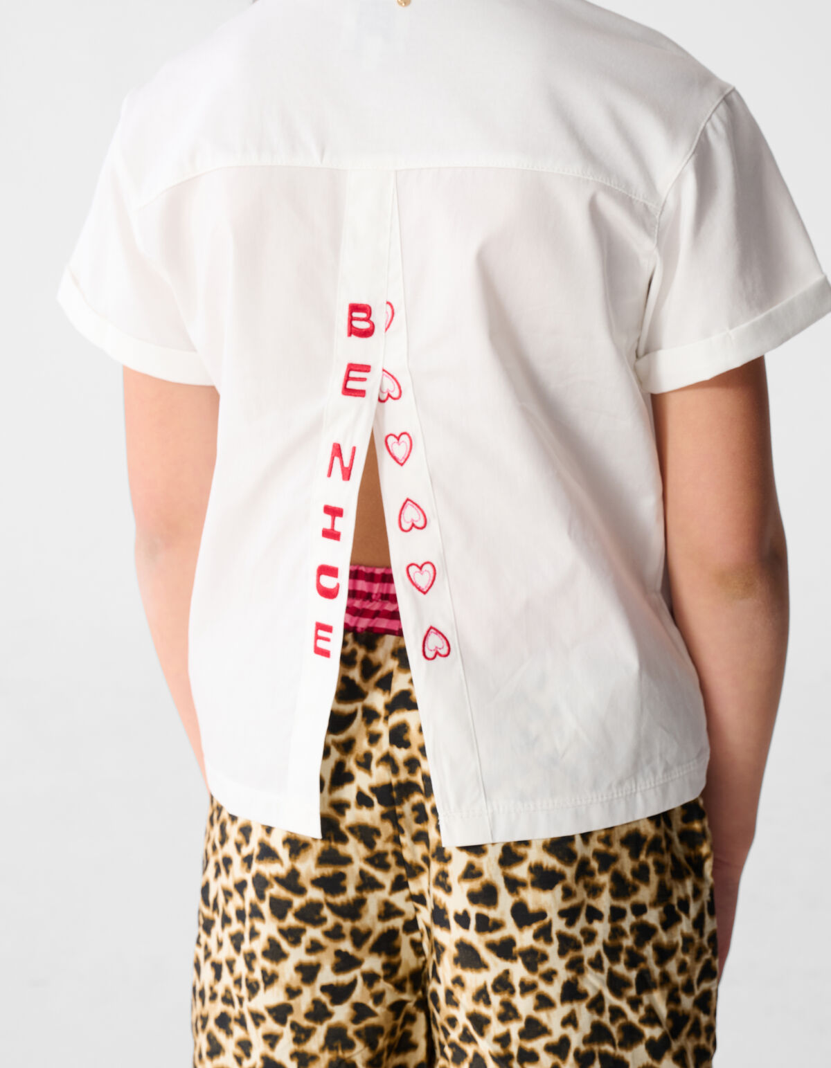 Split Artwork T-Shirt Wei&szlig; SHOEBY GIRLS