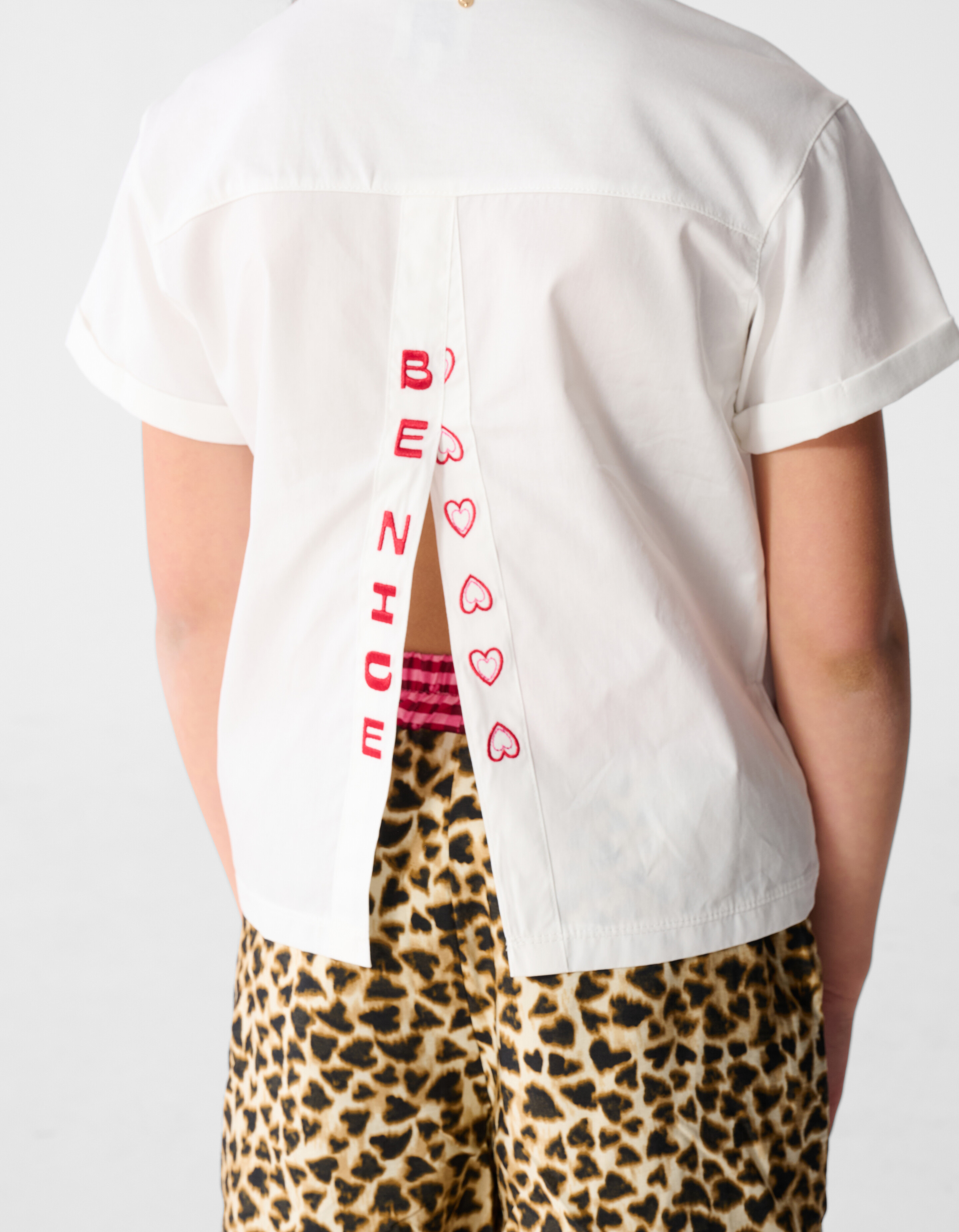 Split Artwork T-Shirt Wei&szlig; SHOEBY GIRLS