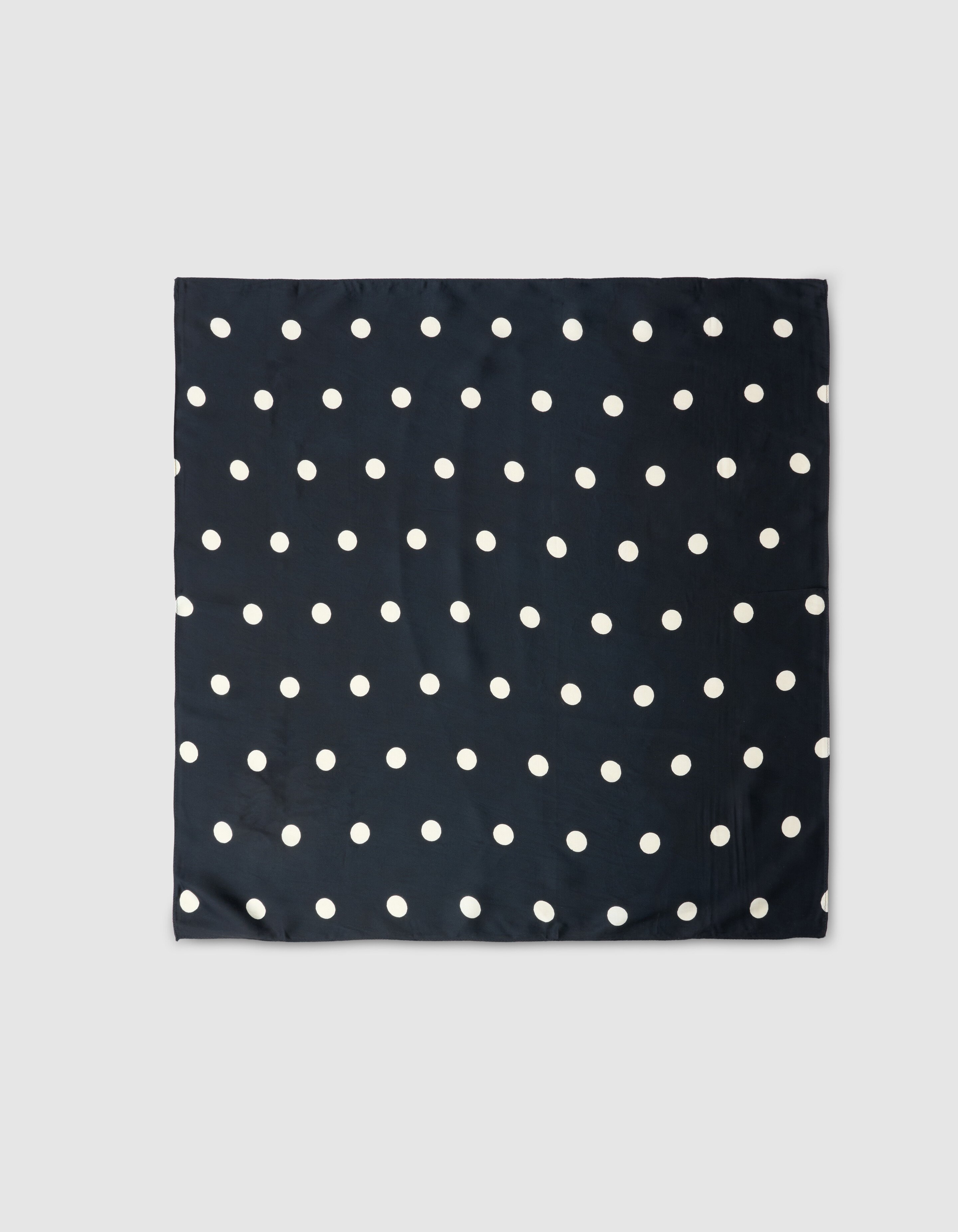 Satinschal mit Punkten Schwarz SHOEBY ACCESSOIRES