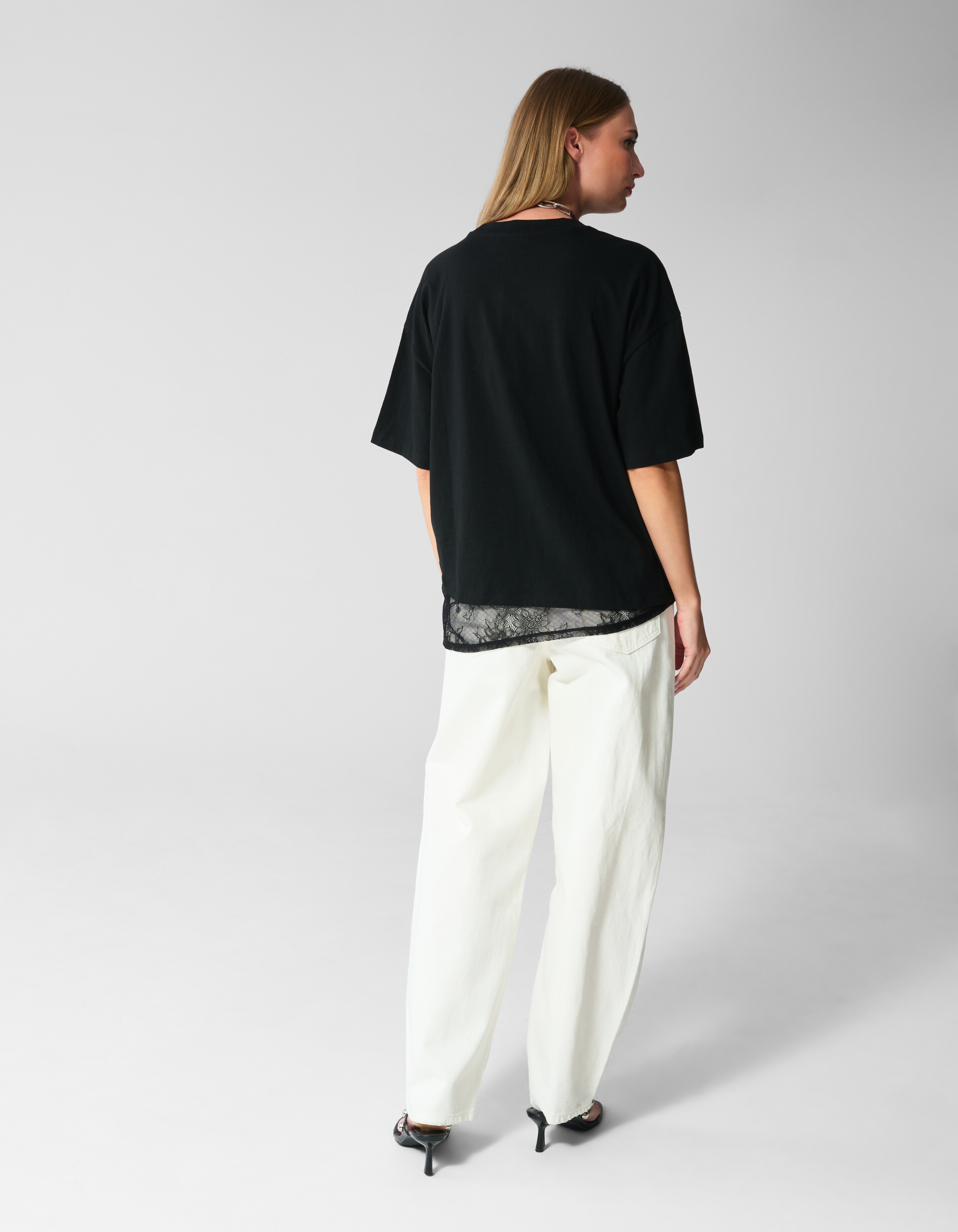 T-Shirt mit Spitzeneinsatz Schwarz SHOEBY WOMEN