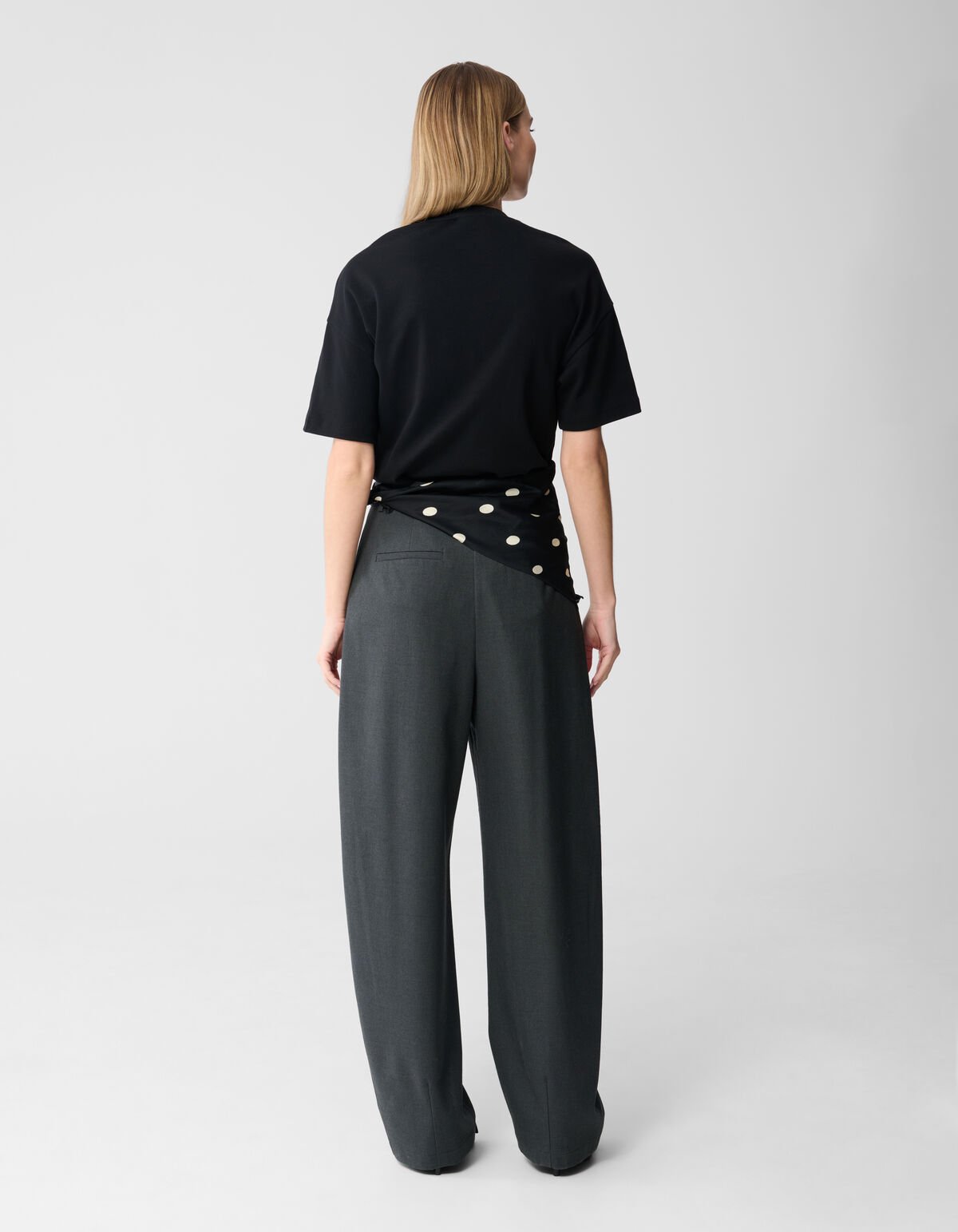 Basic-T-Shirt in &Uuml;bergr&ouml;&szlig;e Schwarz SHOEBY WOMEN