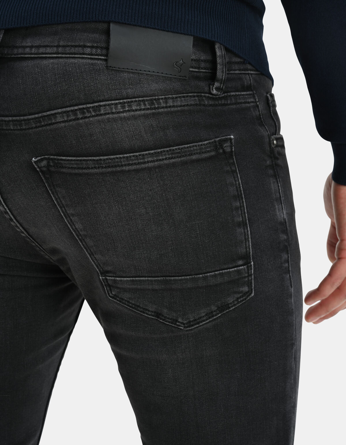 Slim Jeans Schwarz Länge 32 Refill