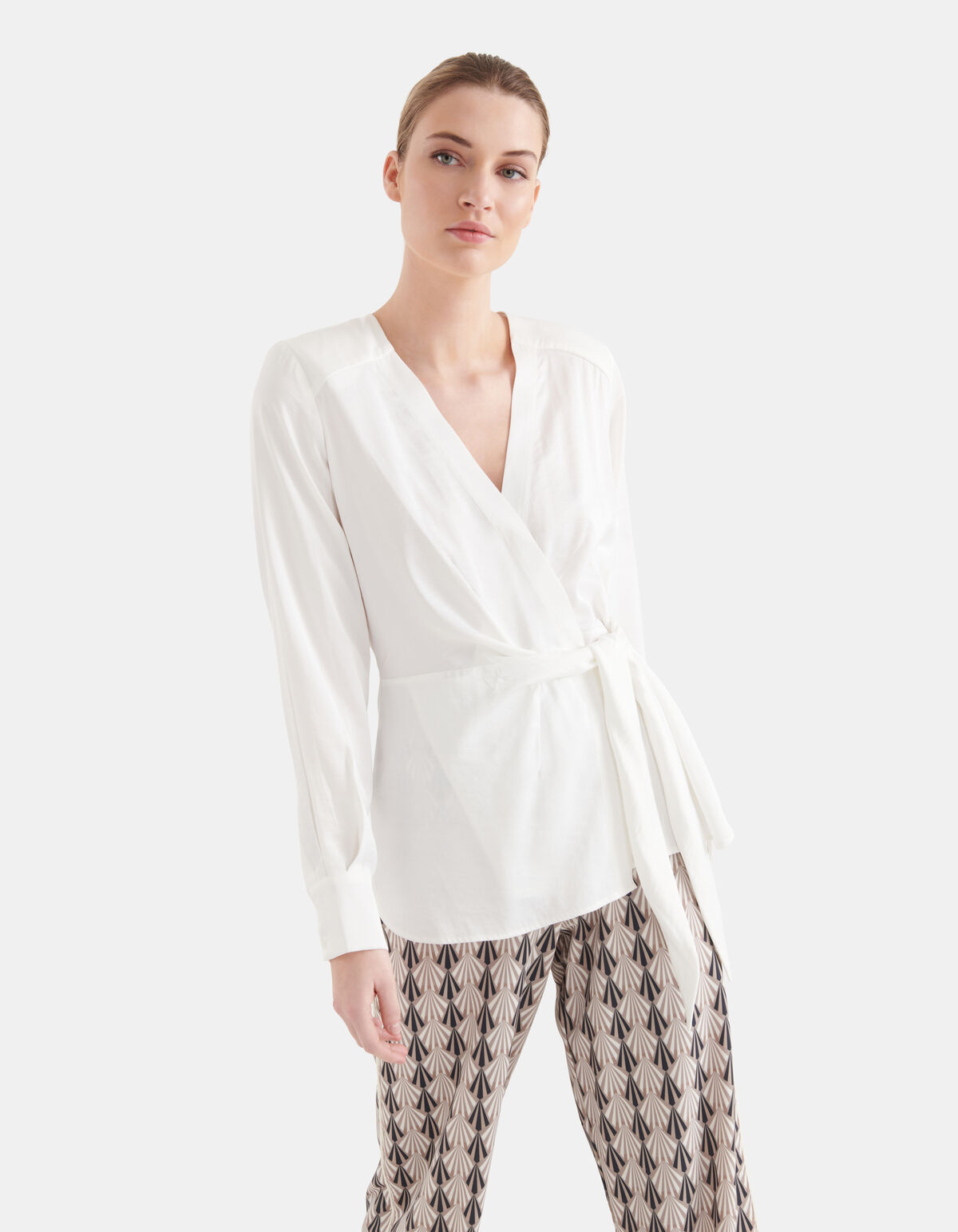 Satin-Wickelbluse Off White von Mieke SHOEBY WOMEN