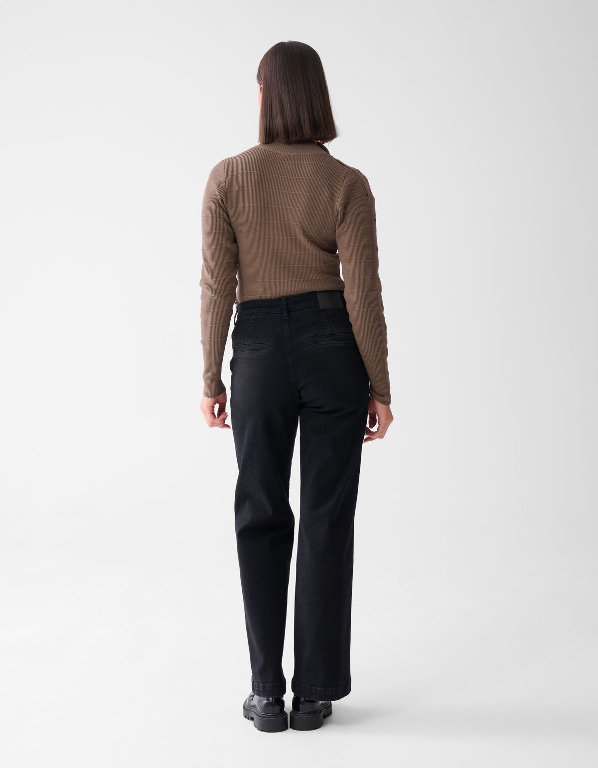 Rollkragenpullover mit Knopfleiste Dunkelbraun SHOEBY WOMEN