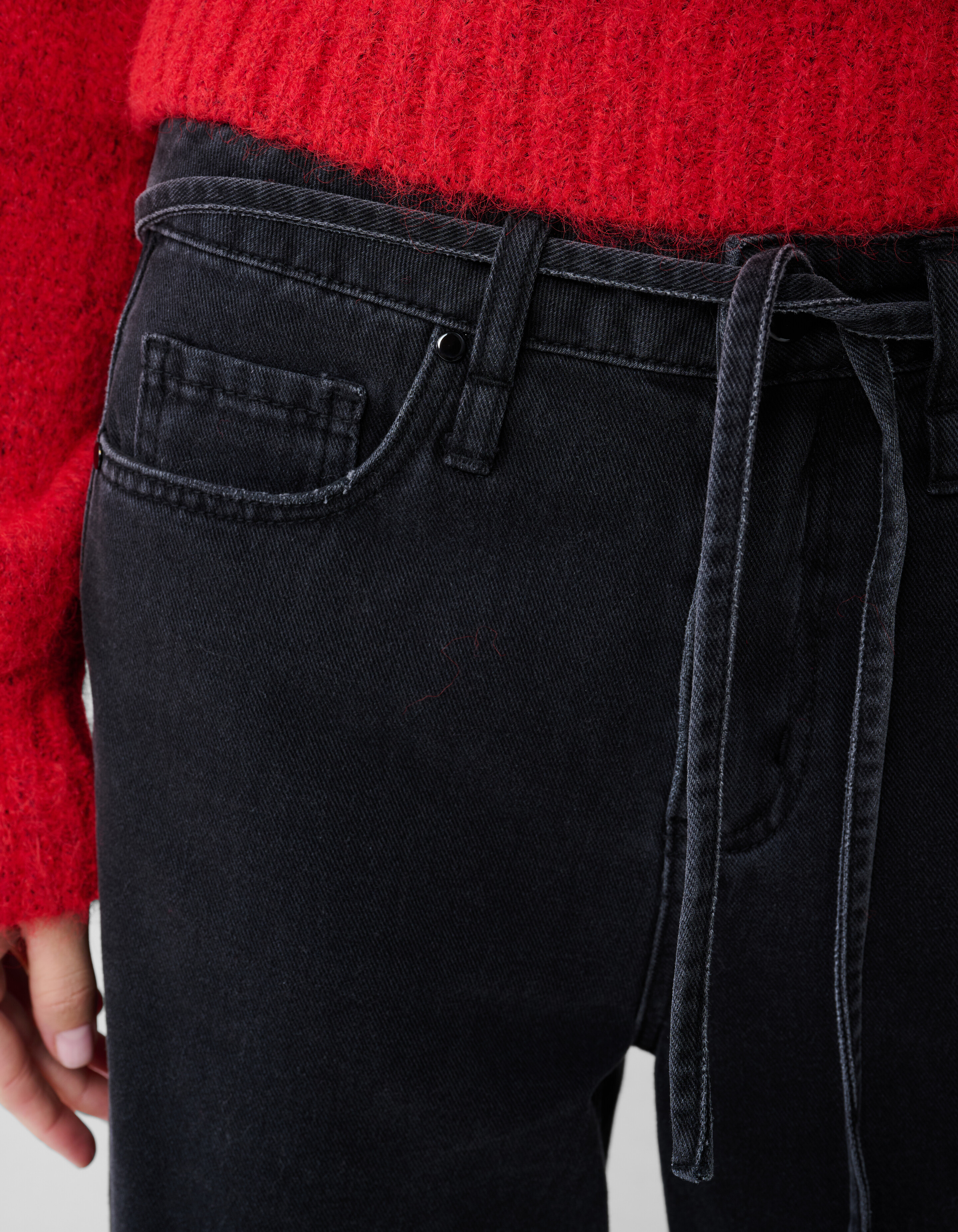 Tape Gerade Passform Denim Schwarz SHOEBY WOMEN