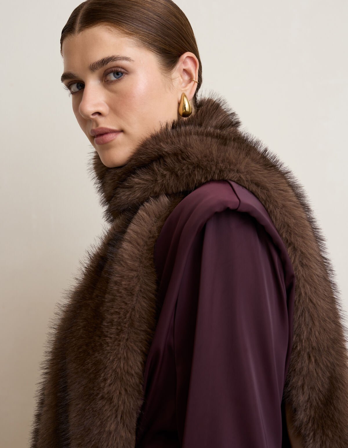 Faux-Fur-Schal Mit Taschen Braun By Mieke SHOEBY ACCESSOIRES