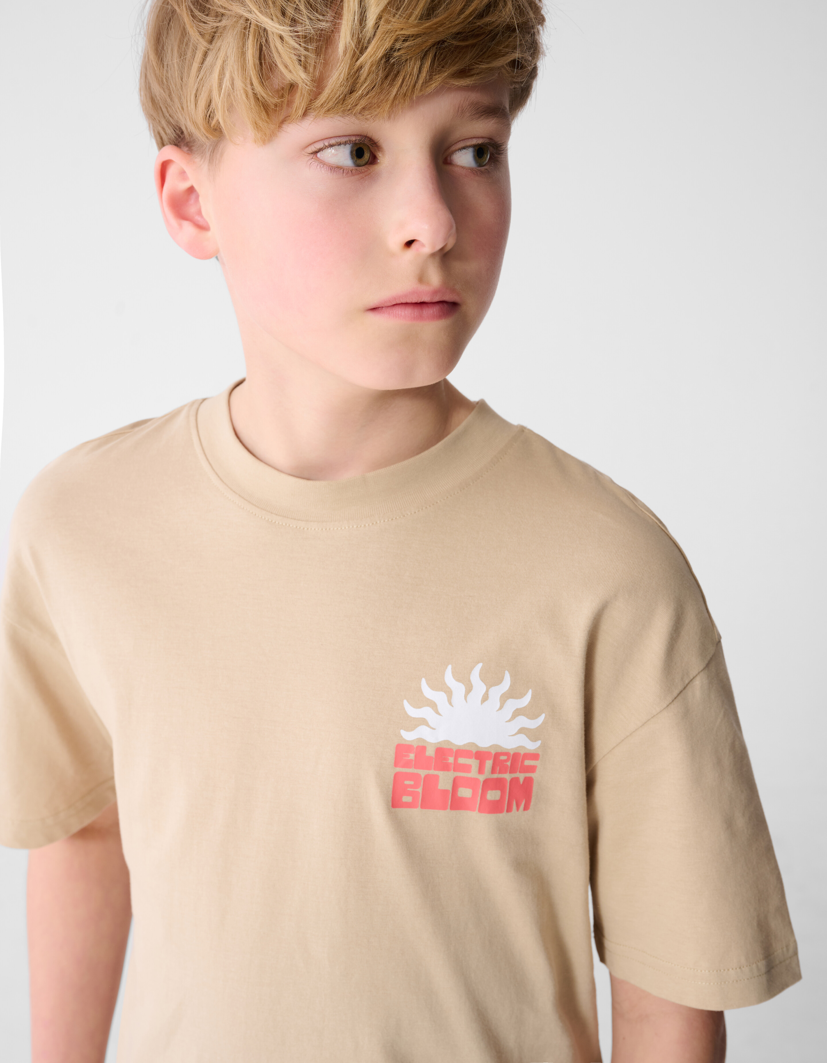 Bloom Artwork T-Shirt Sand SHOEBY BOYS