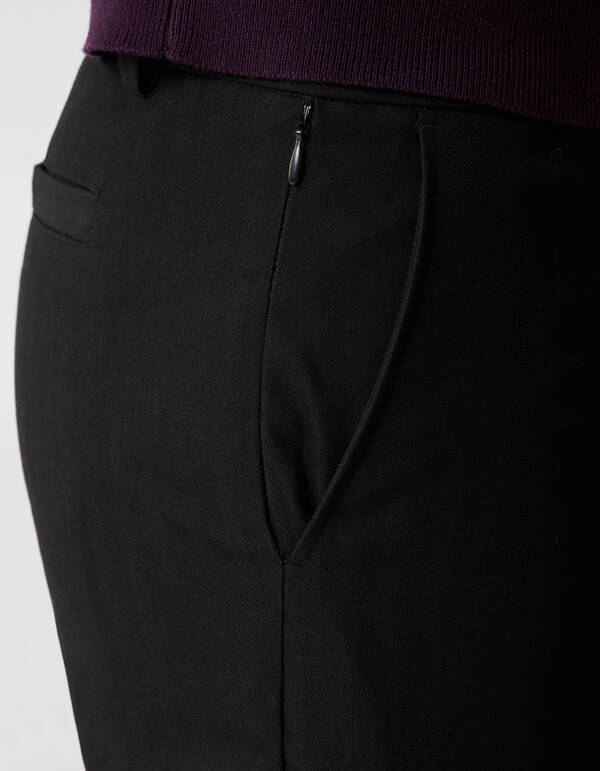 Straight Fit Hose Schwarz SHOEBY MEN