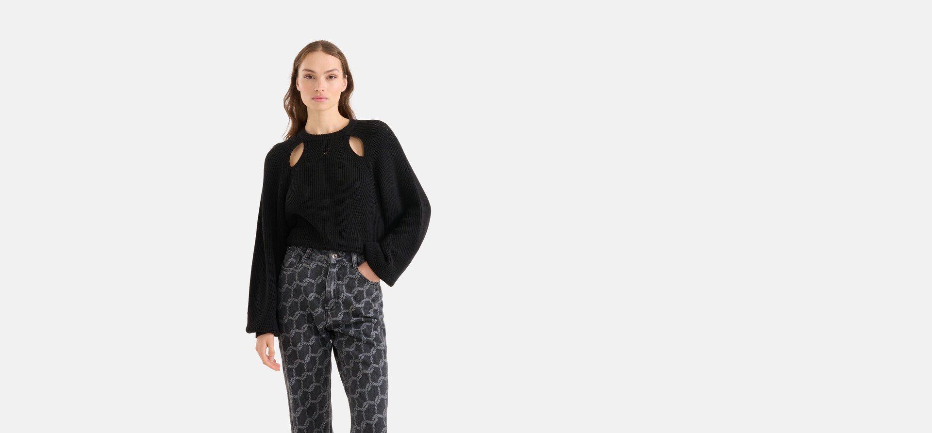 Cut Out Pullover Schwarz SHOEBY WOMEN