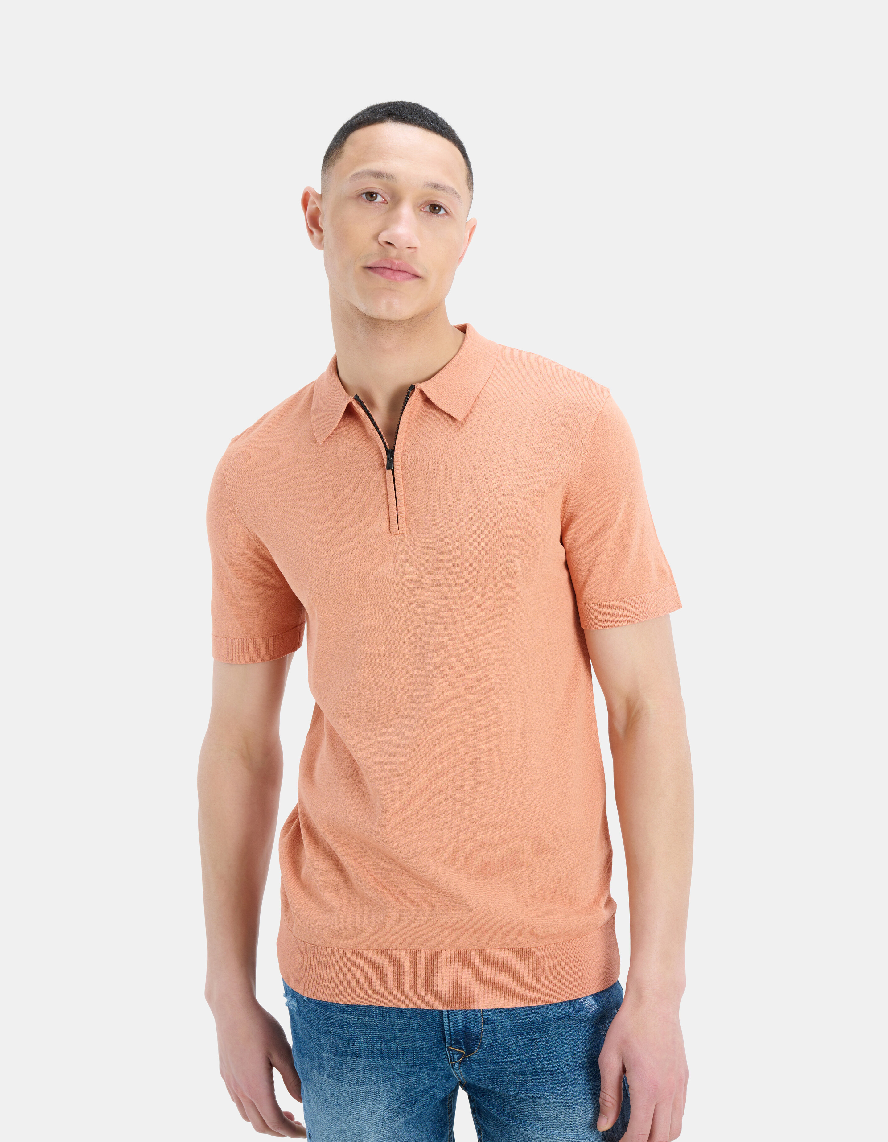 Gestricktes Poloshirt mit Reißverschluss REFILL