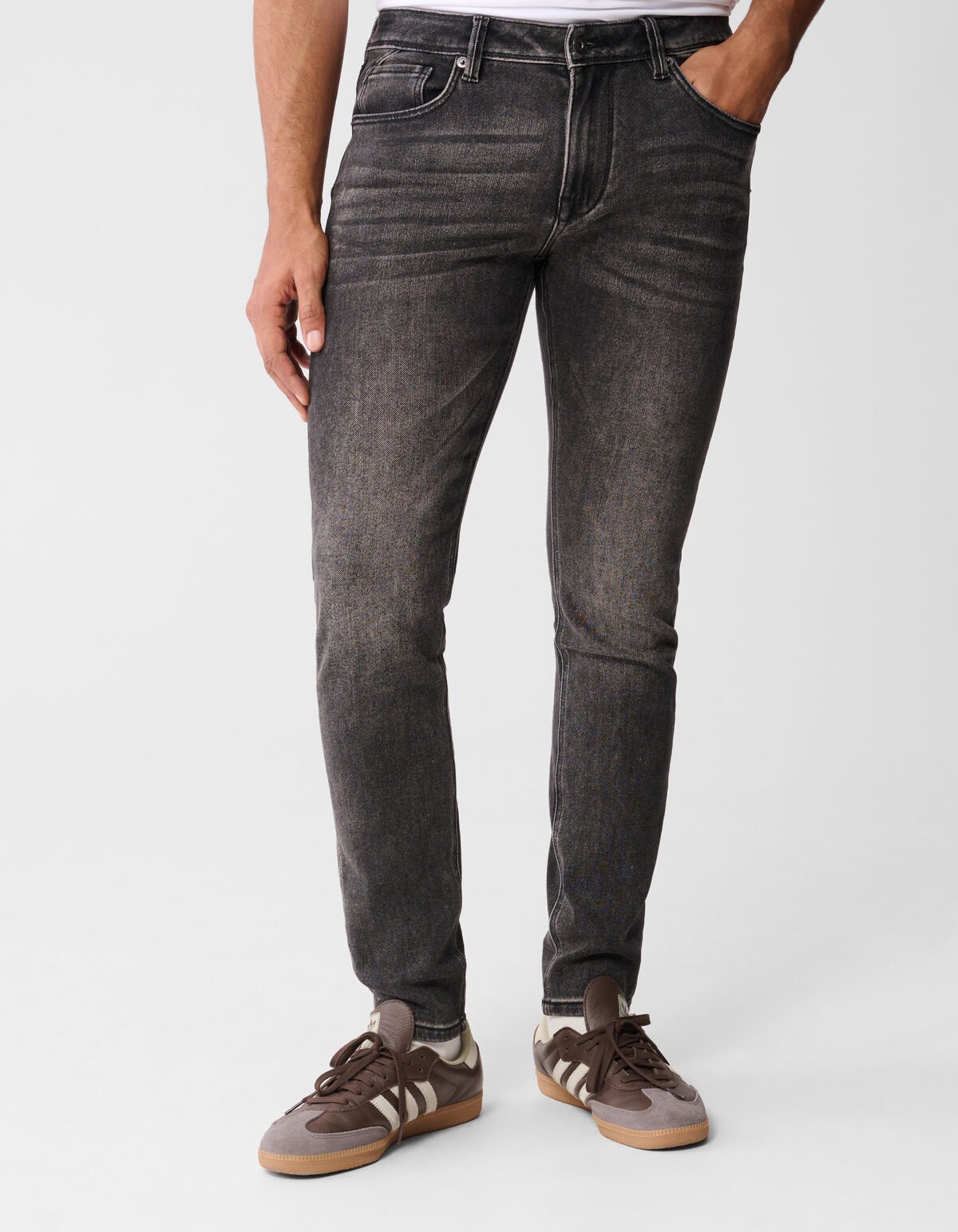 Schmale Jog-Jeans Grau L32 SHOEBY MEN