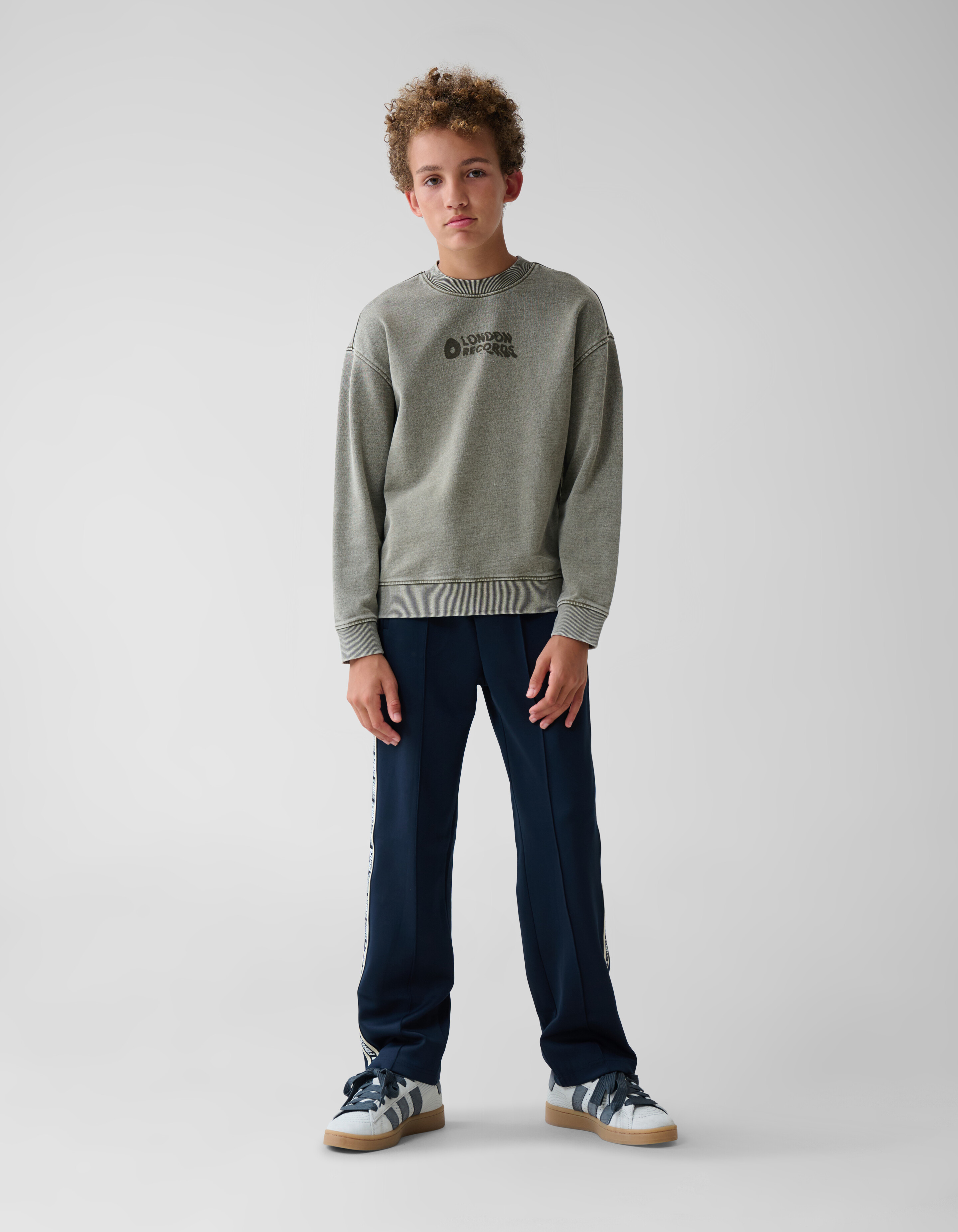 Textdruck Pullover Dunkelgrau SHOEBY BOYS