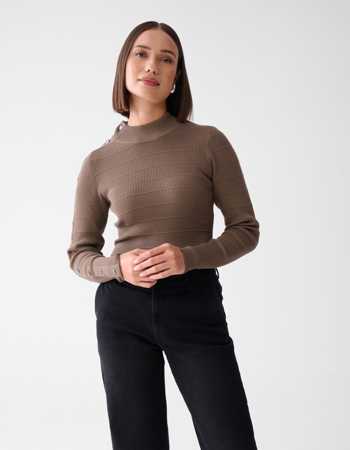 Rollkragenpullover mit Knopfleiste Dunkelbraun SHOEBY WOMEN