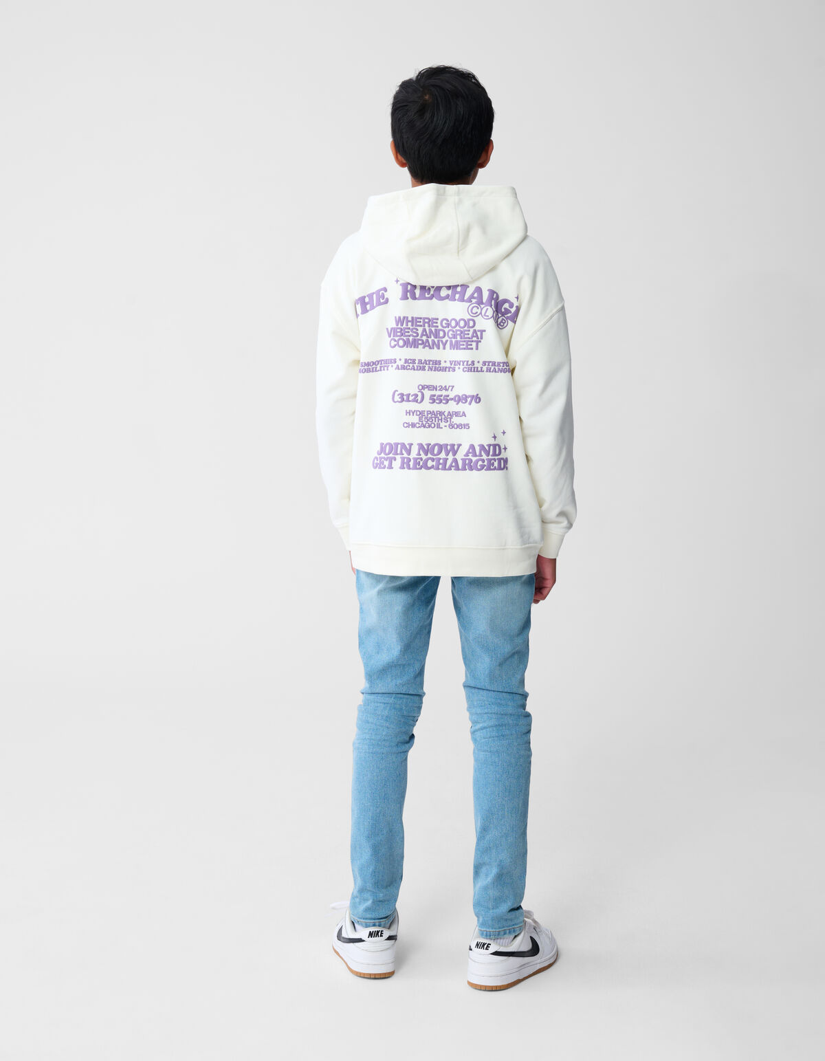 Hellblaue, schmal zulaufende Jeans SHOEBY BOYS