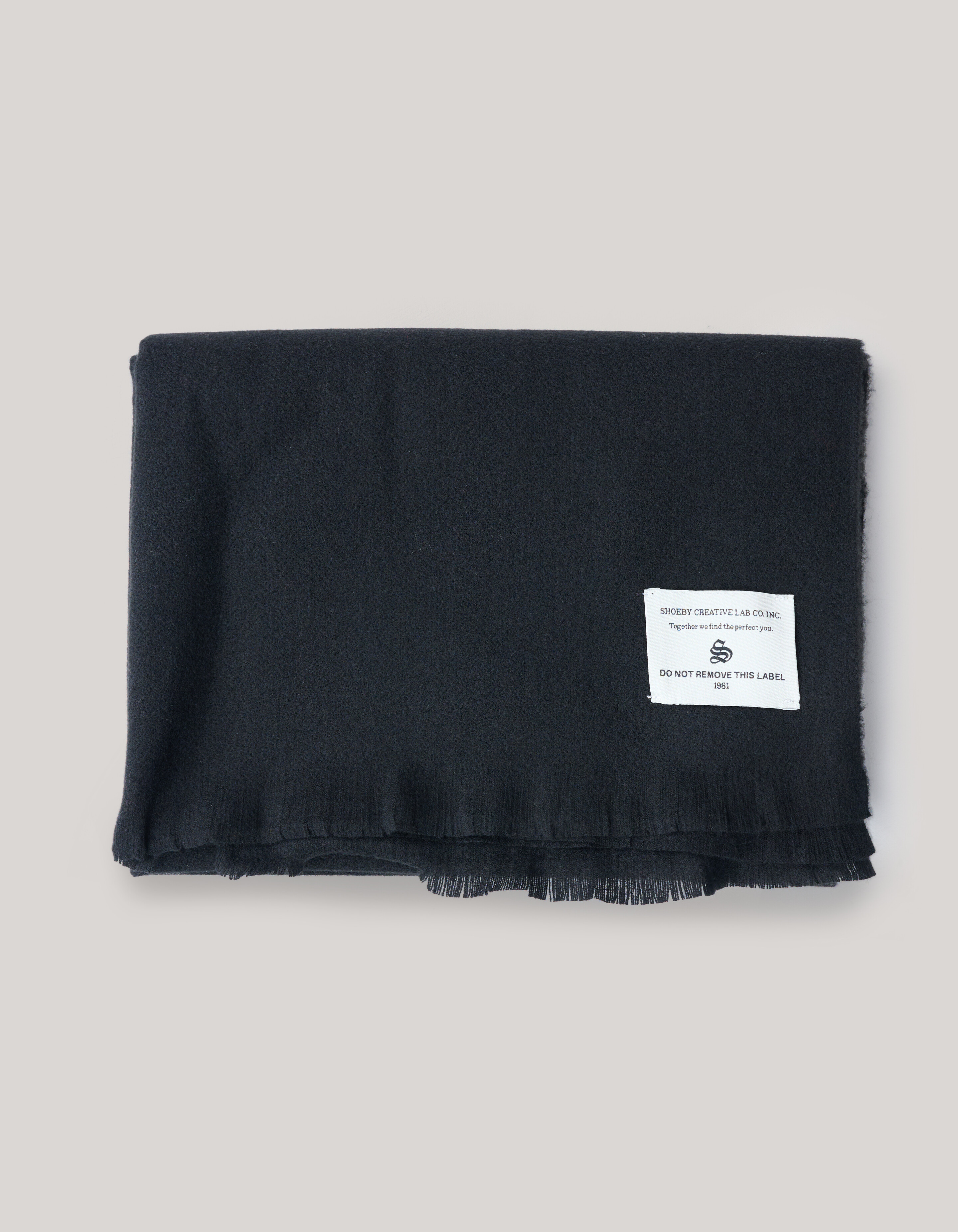 Etikettierter Schal Schwarz SHOEBY ACCESSOIRES