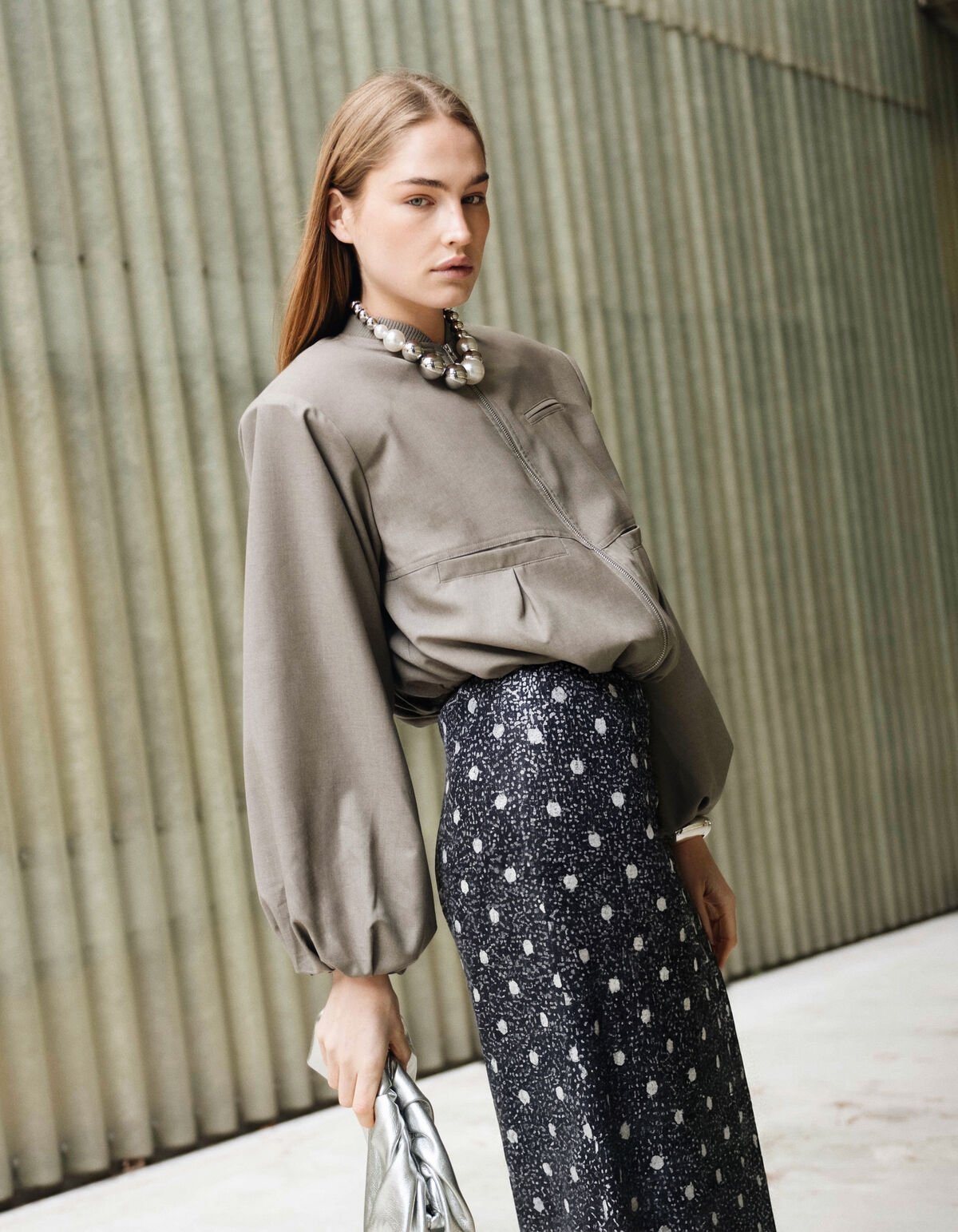 &Uuml;bergro&szlig;e Perlen-Bomberjacke Taupe SHOEBY WOMEN