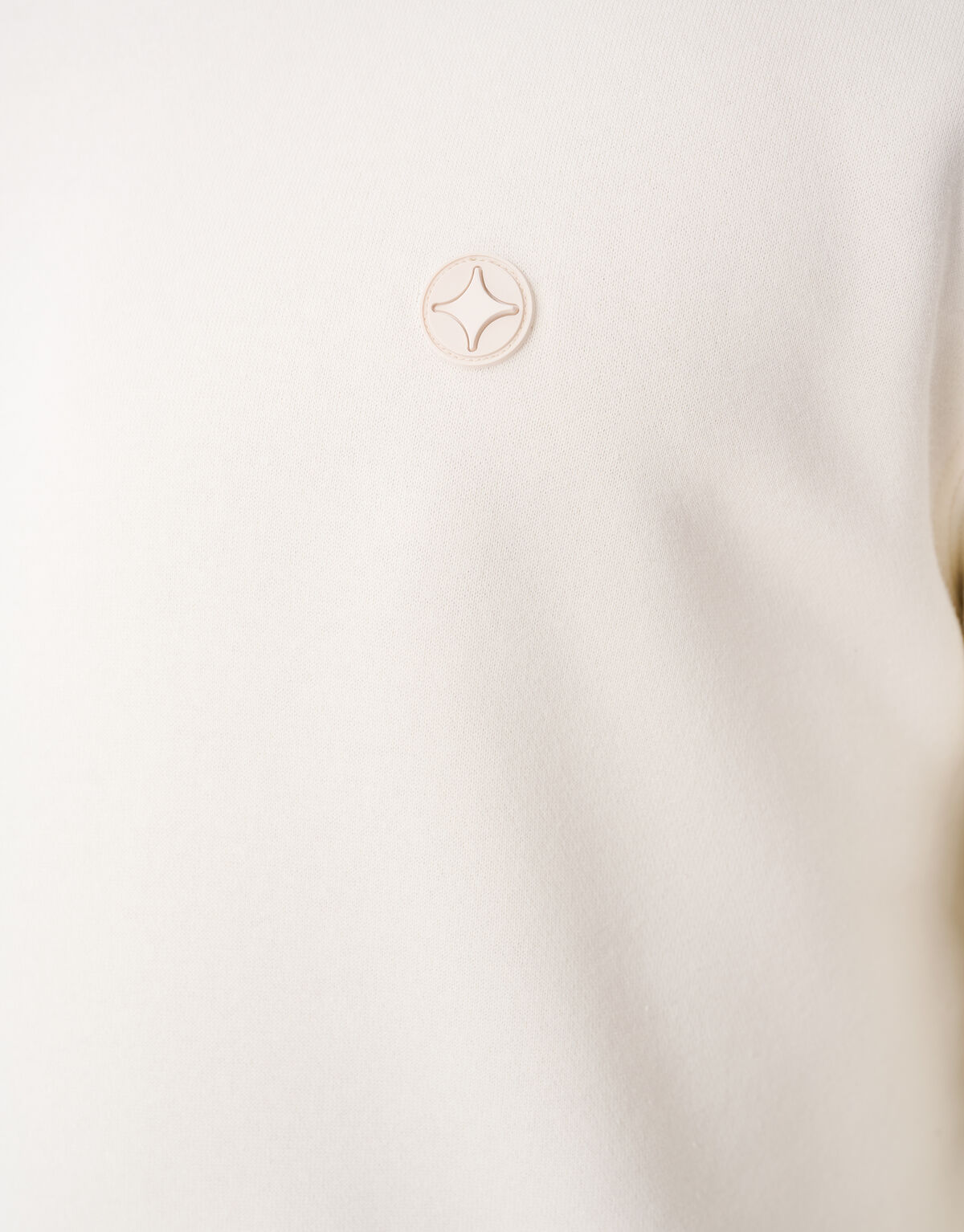Pullover mit Abzeichen in Off White SHOEBY MEN