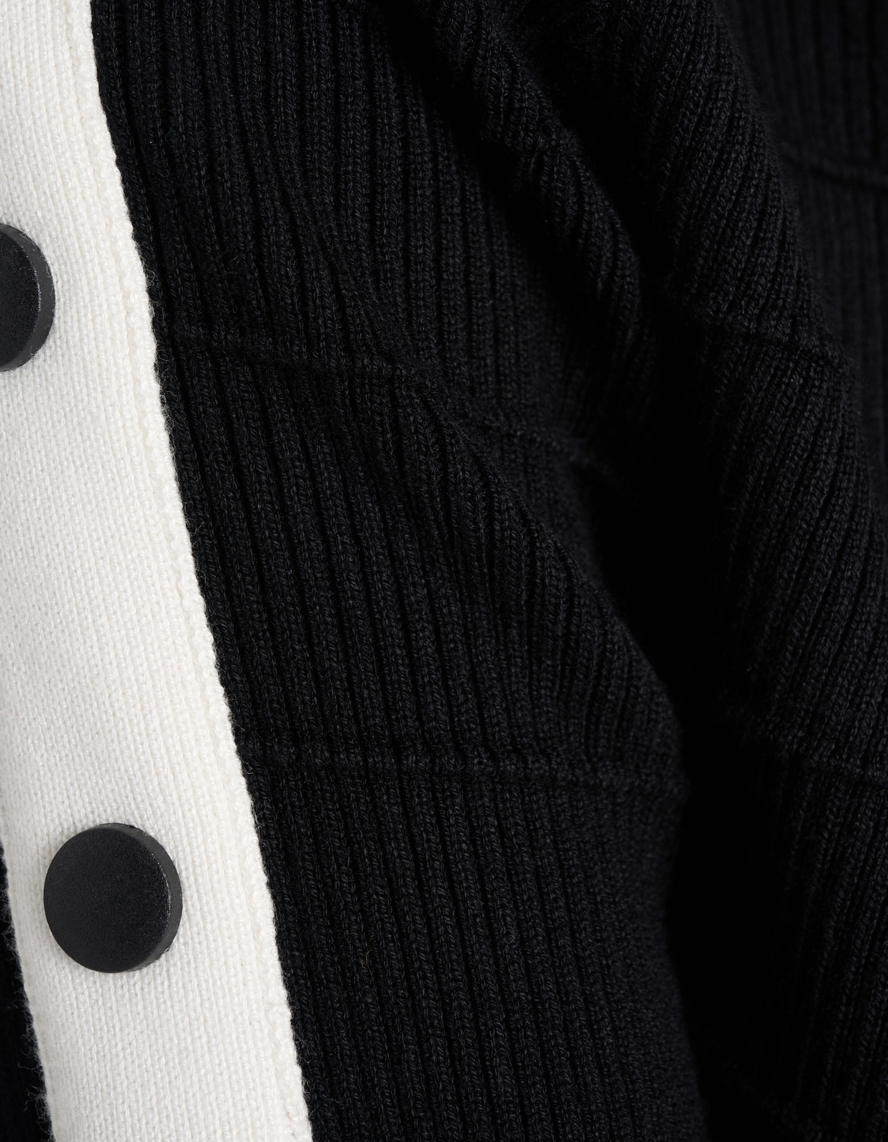 Rollkragenpullover Schwarz/Weiß SHOEBY WOMEN