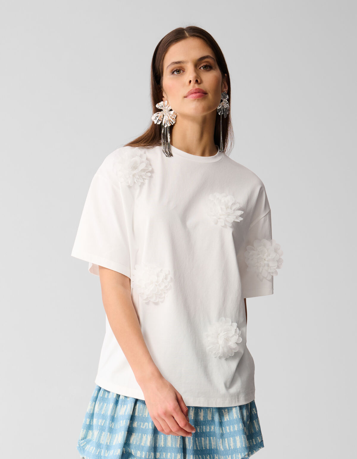 Übergroßes Blumen-T-Shirt Weiß von Lizzy SHOEBY WOMEN